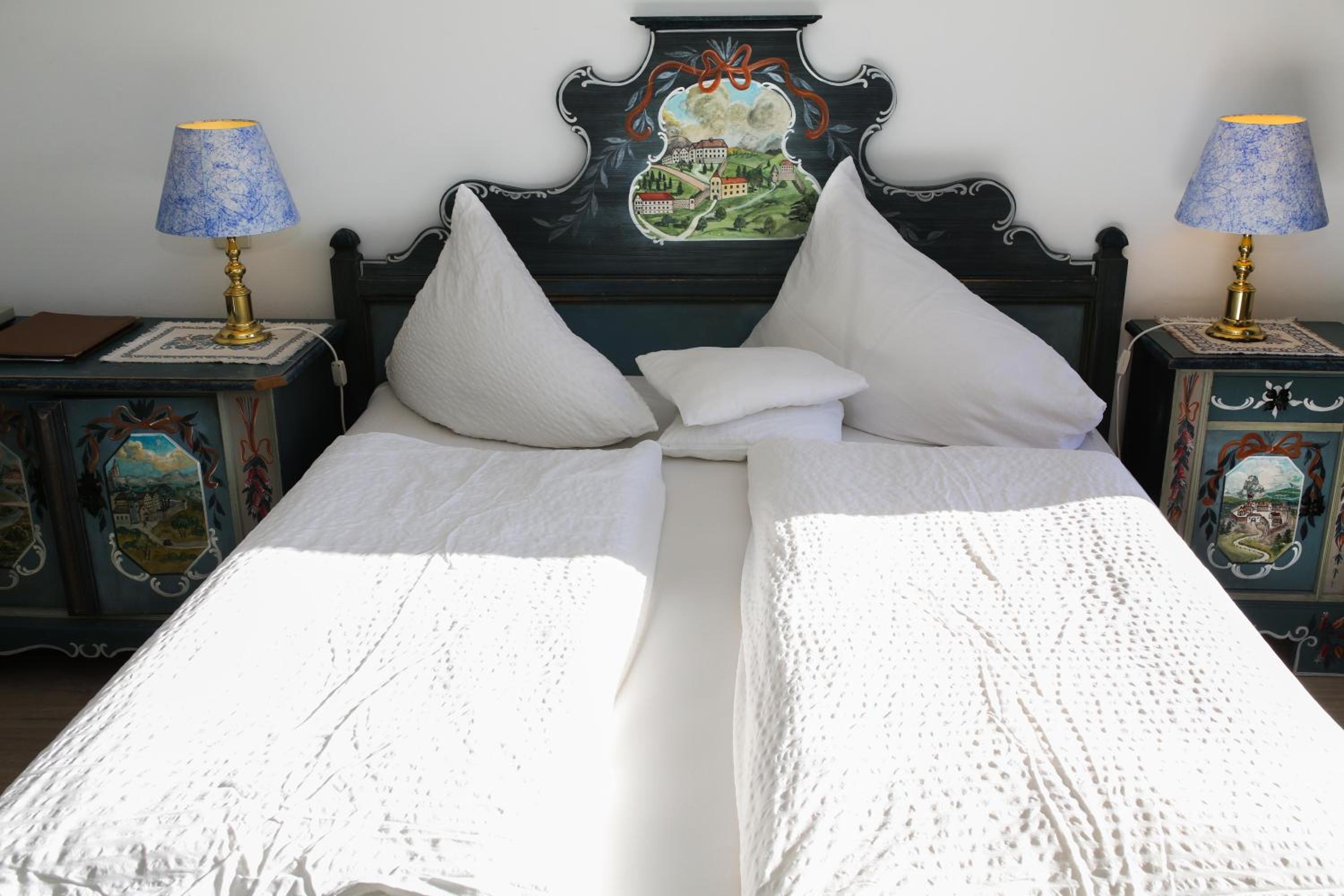 Standard Double Room with Balcony - Photo 34