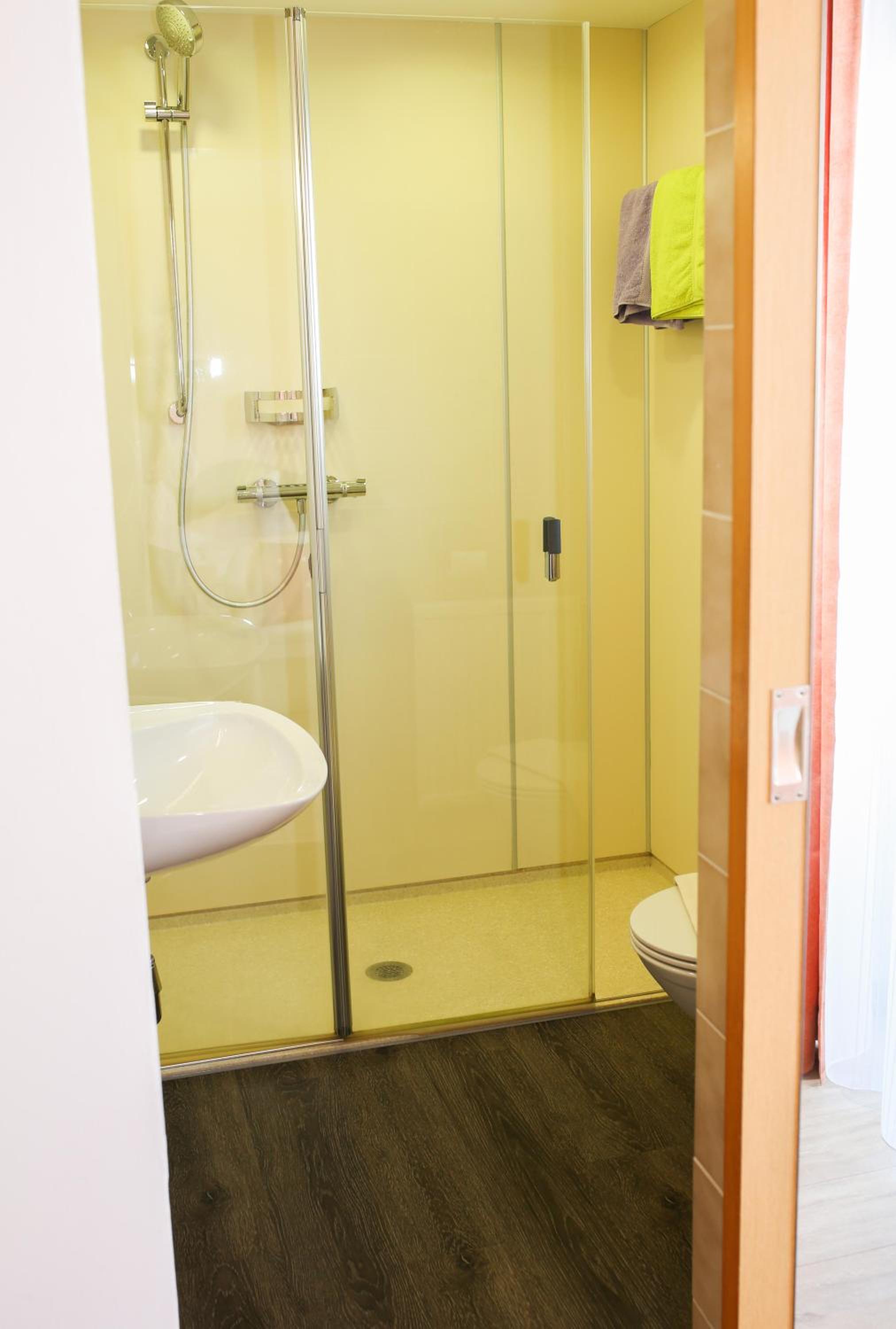 Standard Double Room with Balcony - Photo 35
