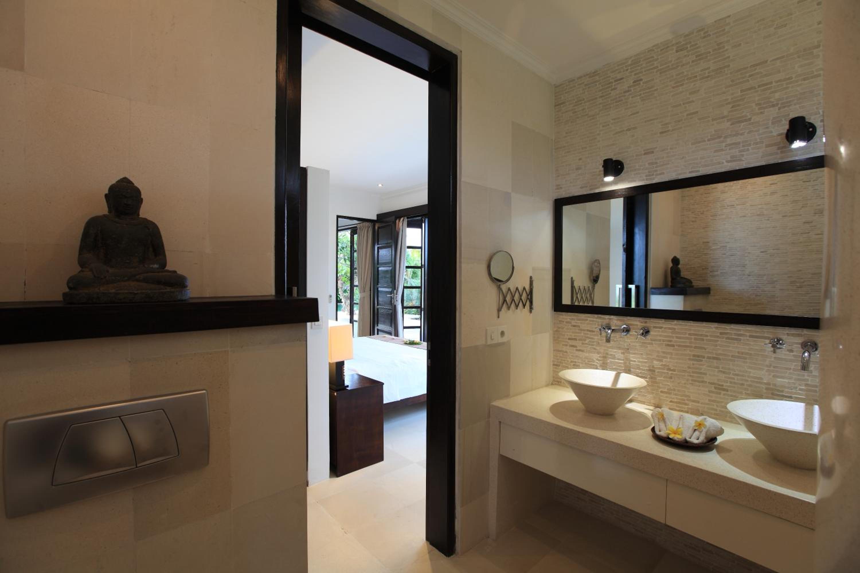 Superior Villa photo 3