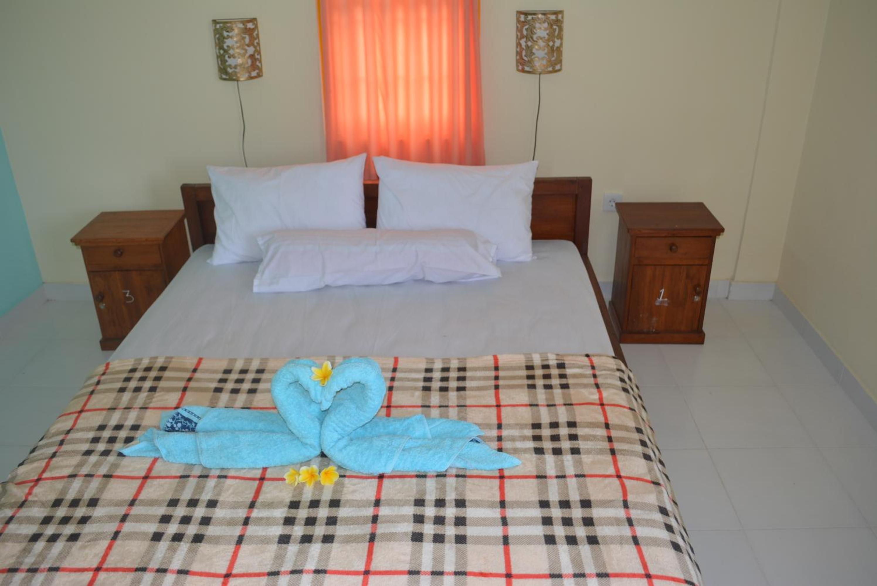 Budget Double Room - Photo 5