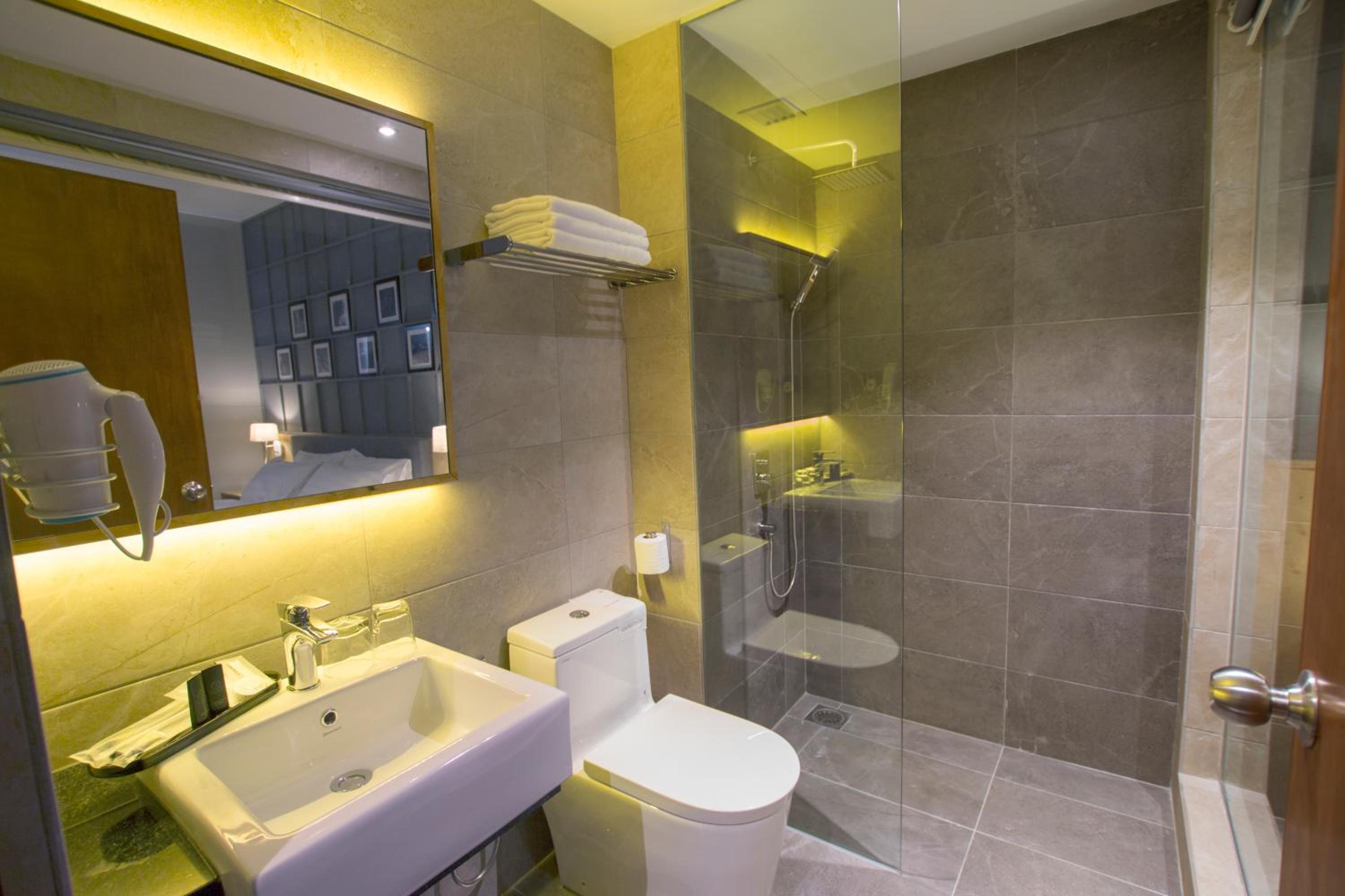 Deluxe Double Room With Balcony photo 3