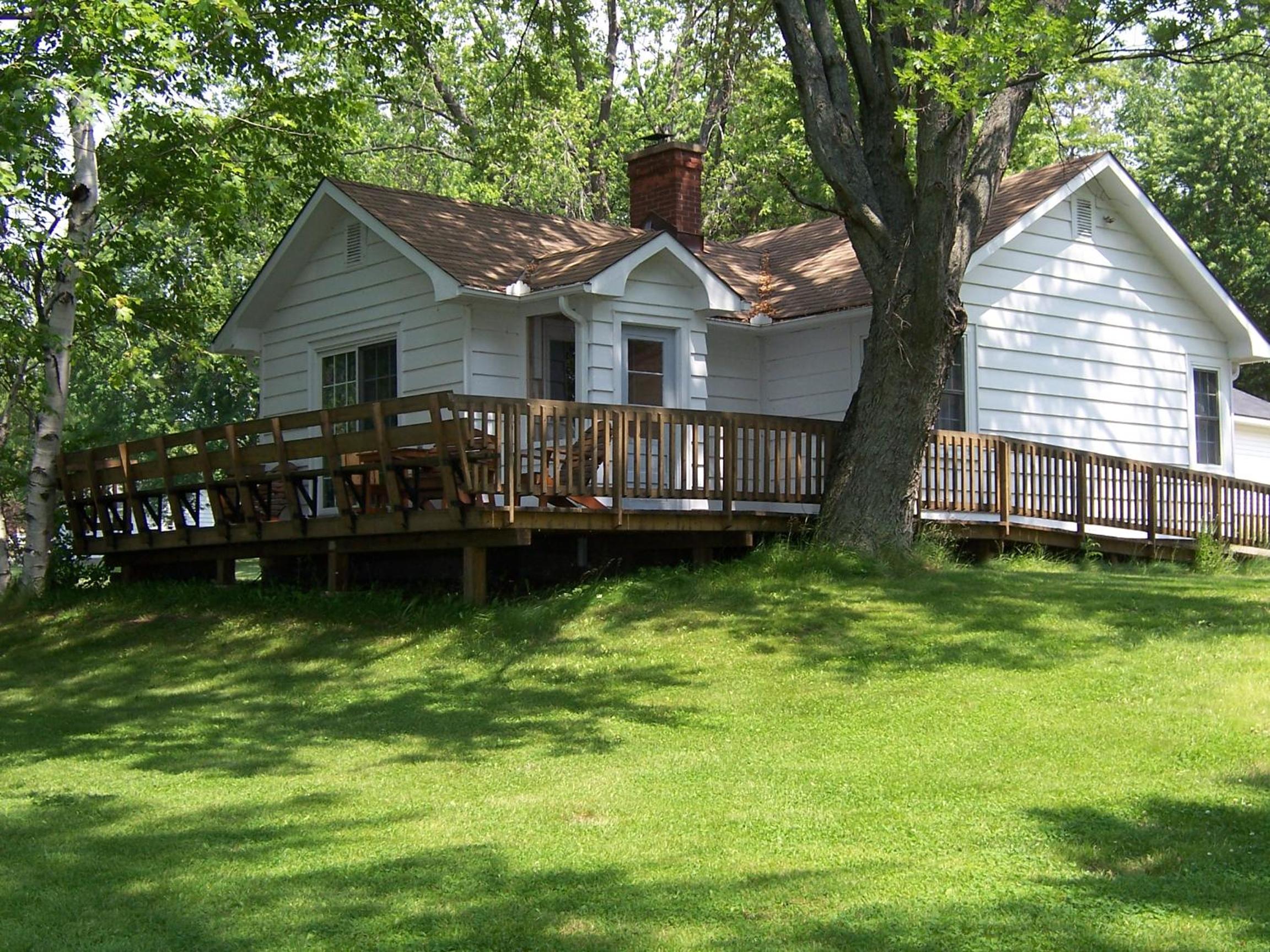 Two Bedroom Cottage - Westview