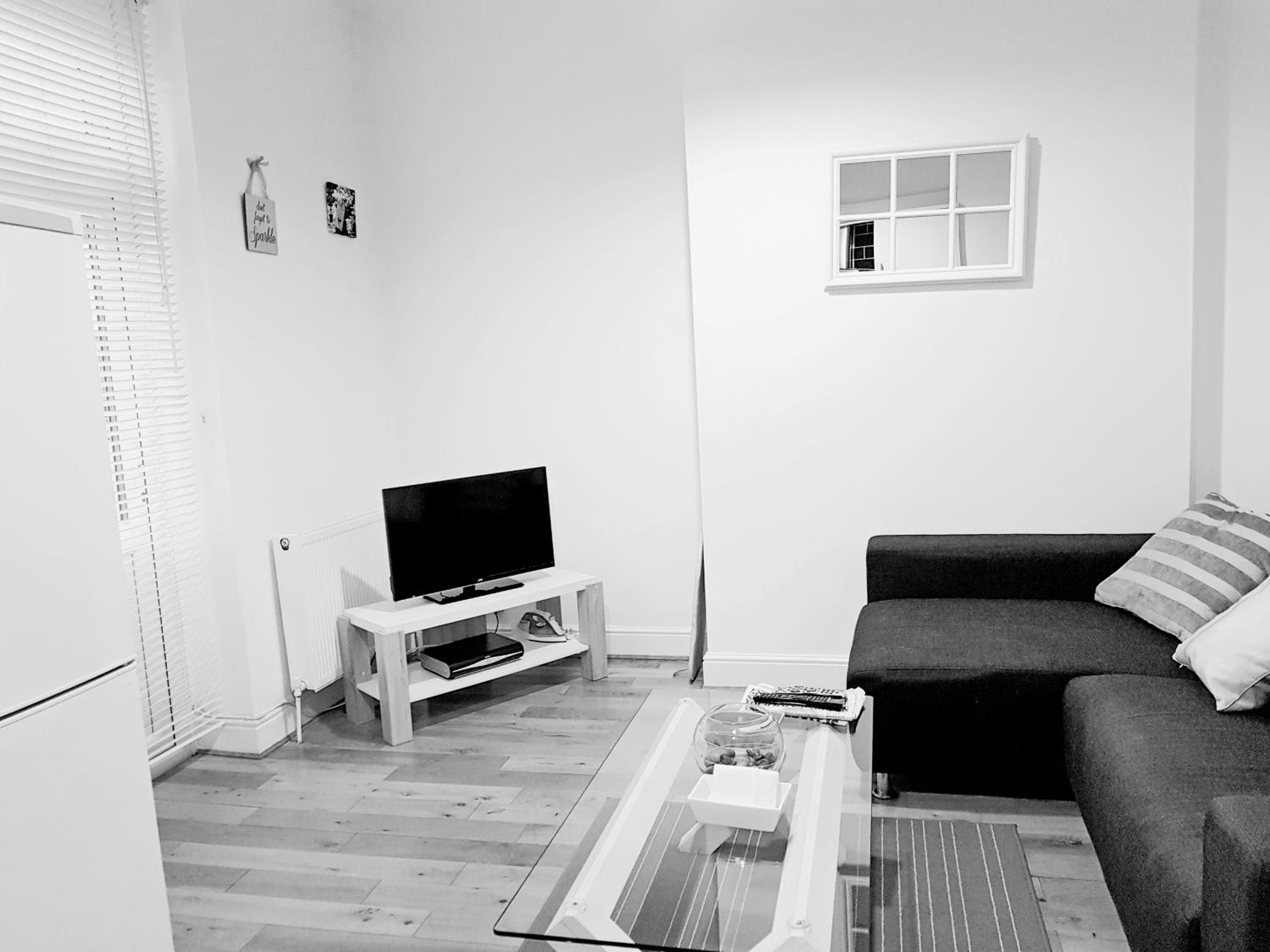 Two-Bedroom Apartment photo 3
