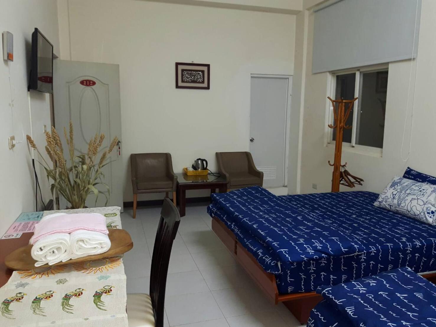 Twin Room with Bathroom