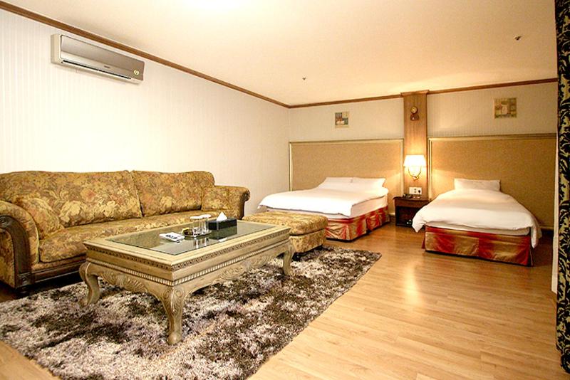 Superior Twin Room photo 3