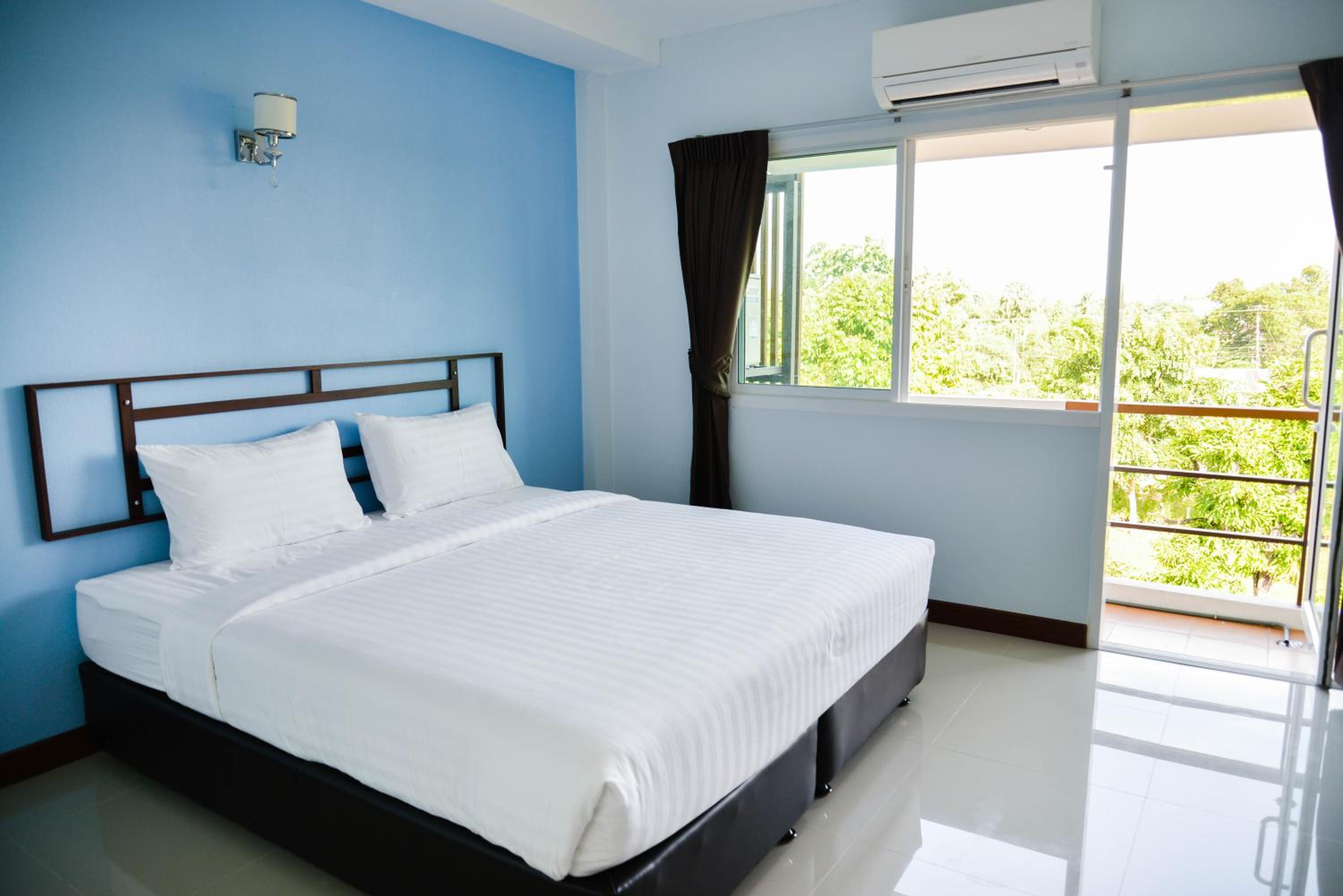Standard Double Room photo 3