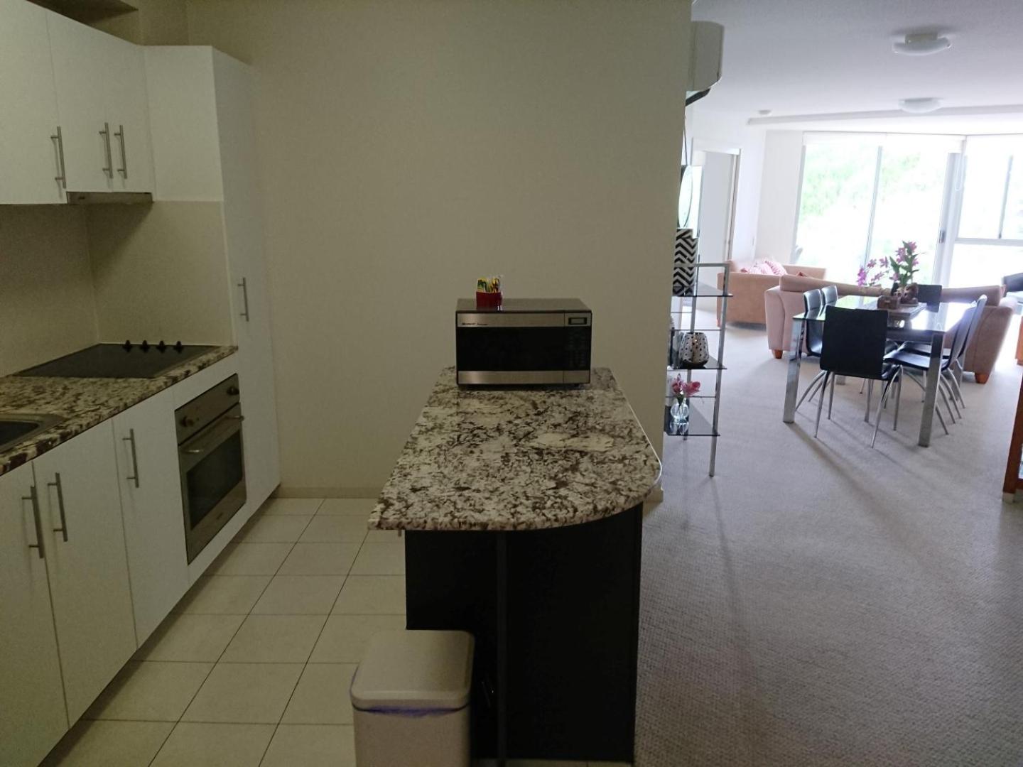 One-Bedroom Apartment with Ocean View - Photo 6