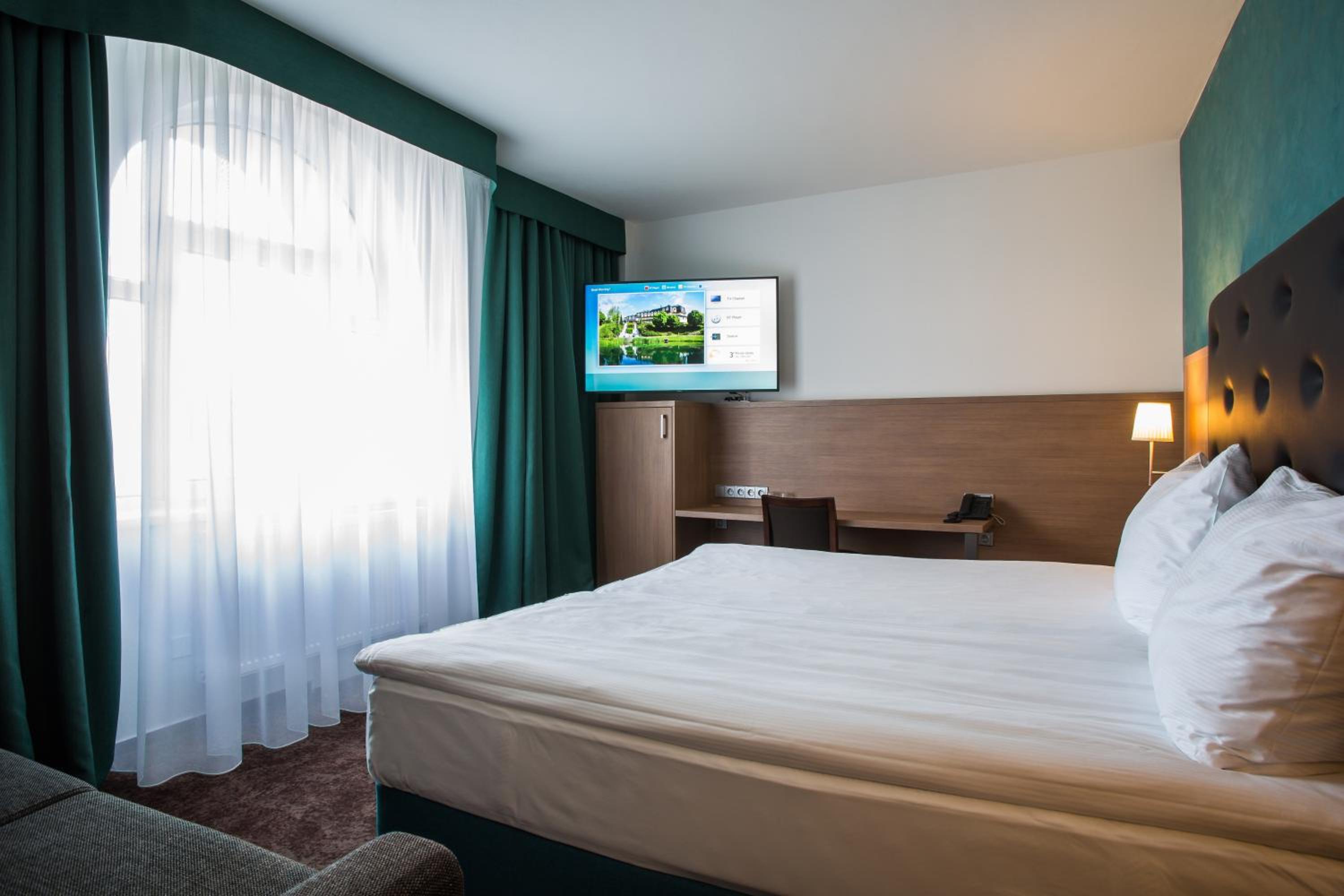 Double or Twin Room photo 1