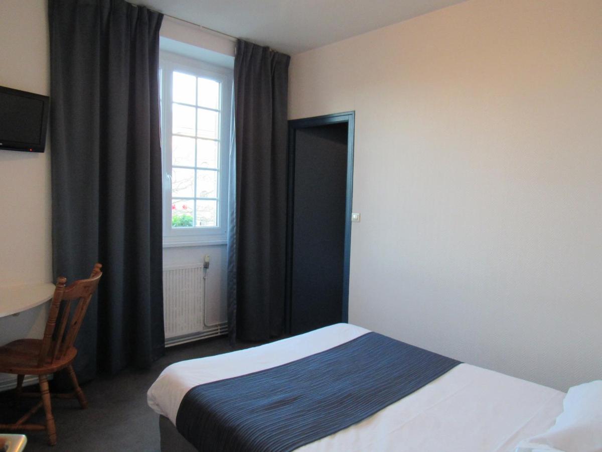 Double Room - Photo 8
