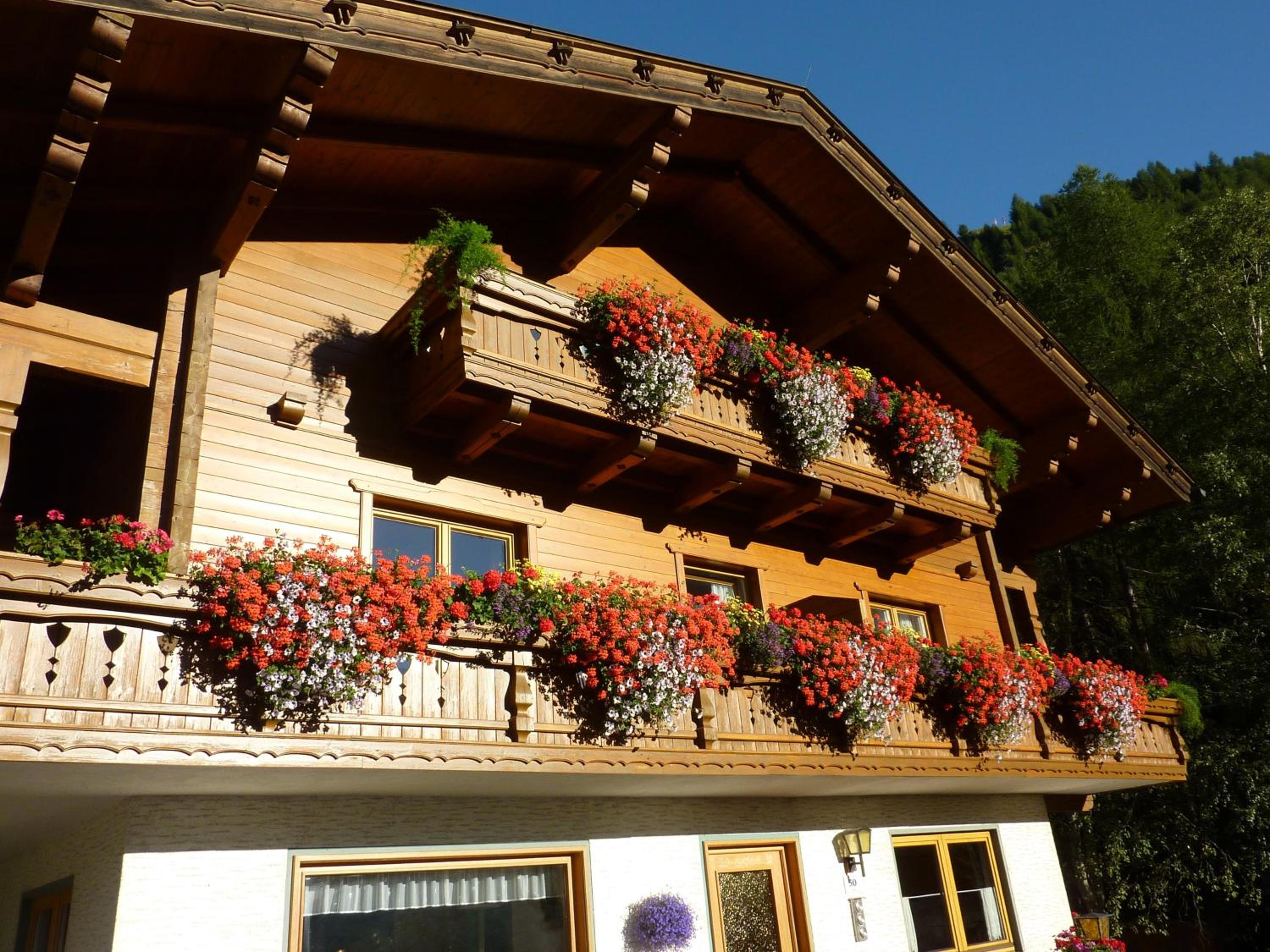 Two-Bedroom Apartment with Balcony photo 2
