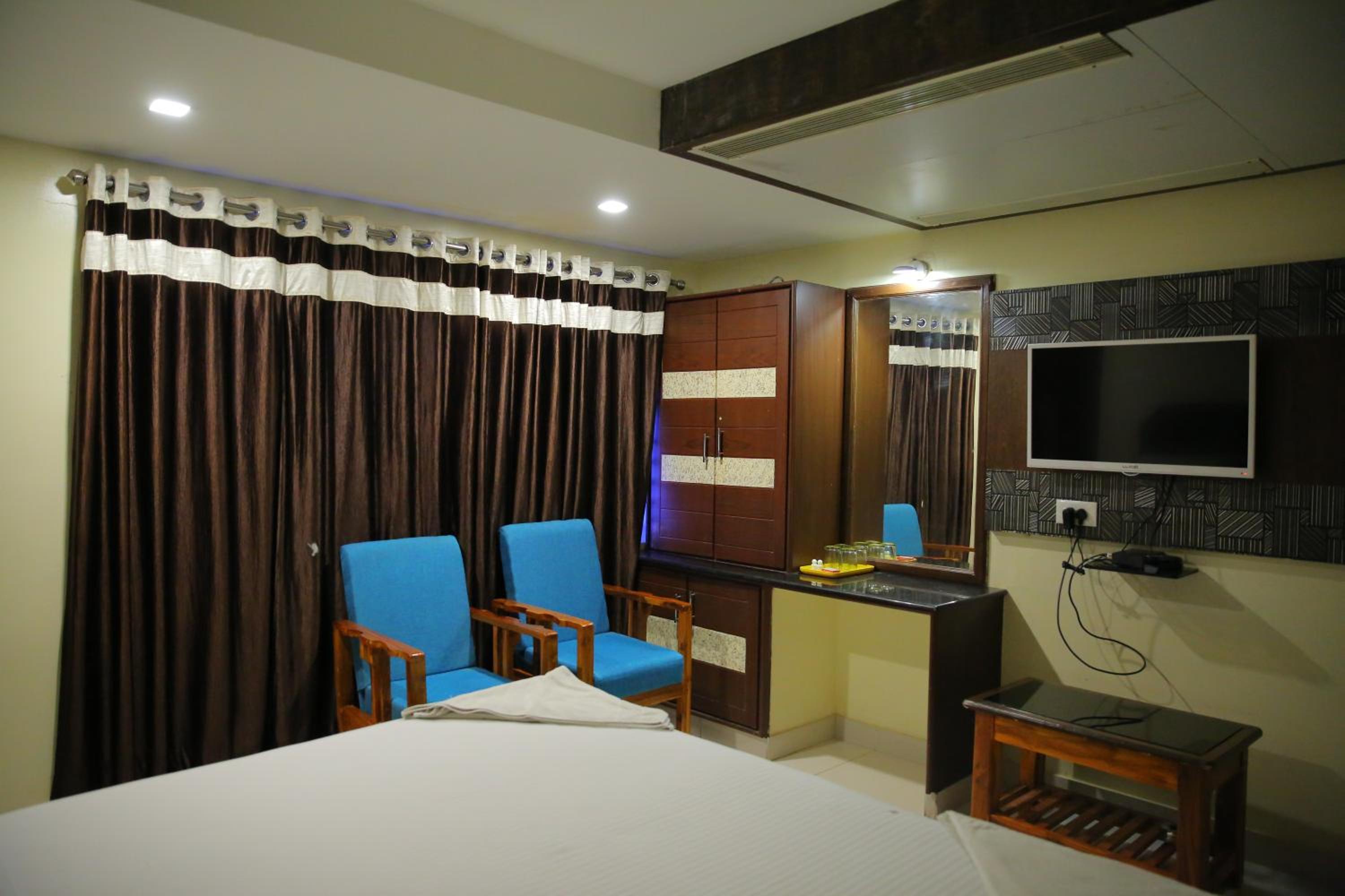 Deluxe Double Room photo 3