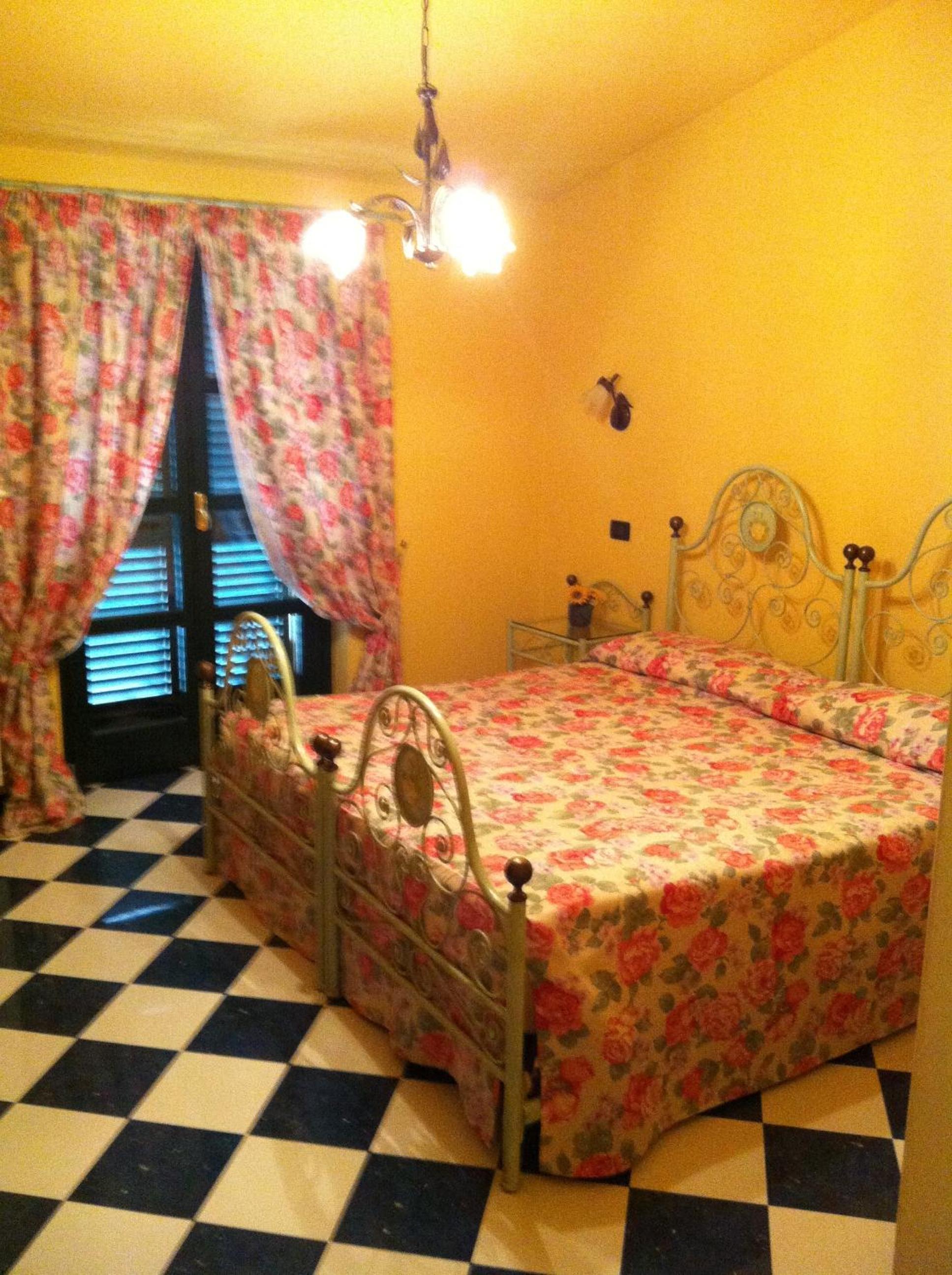 Double or Twin Room - Photo 2