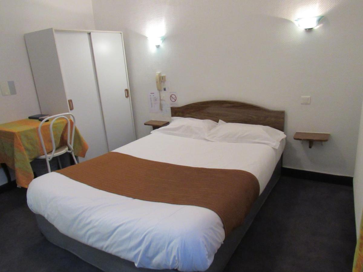 Double Room - Photo 6