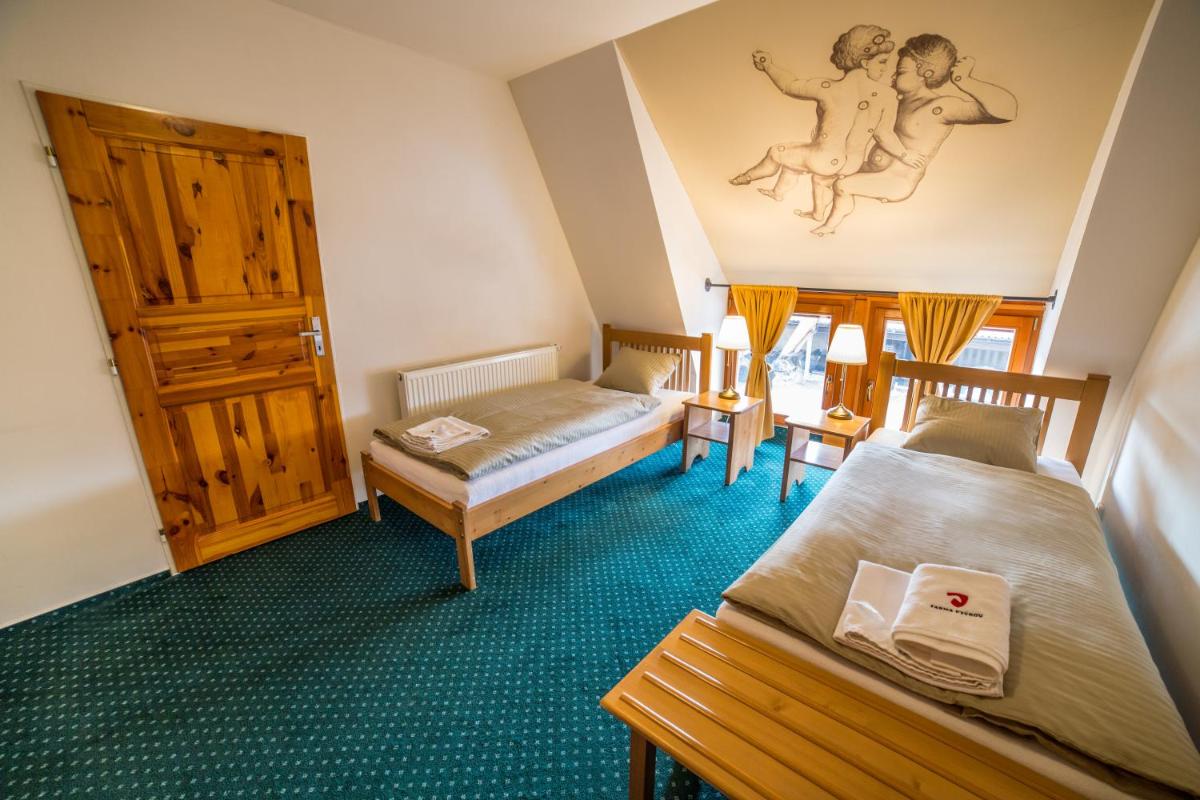 Double or Twin Room photo 3