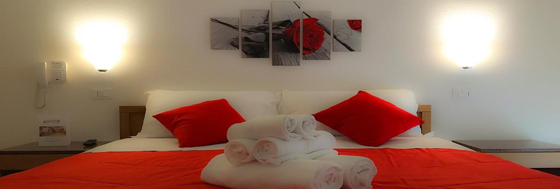 Double Room - Photo 13