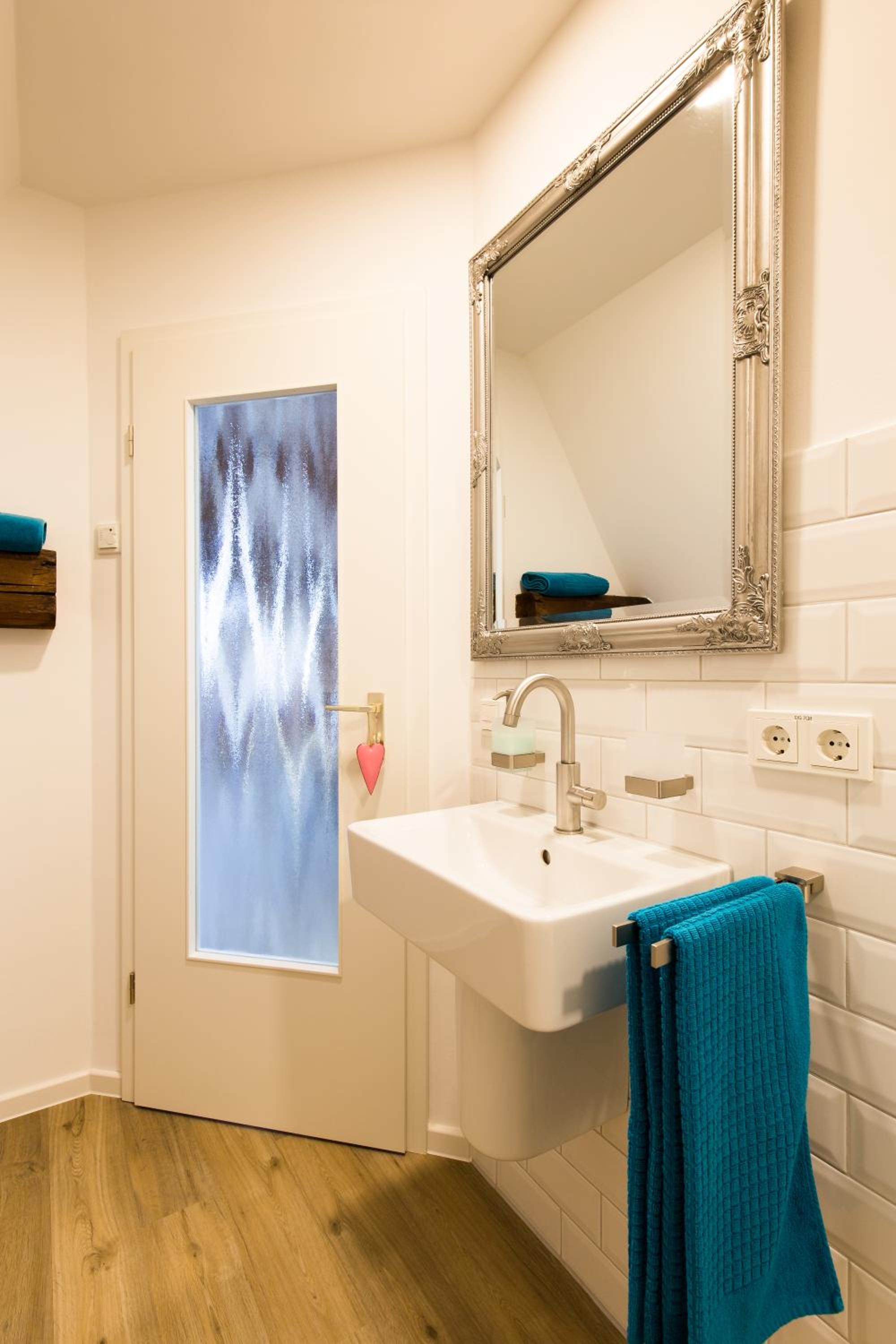 Deluxe Suite - Photo 15