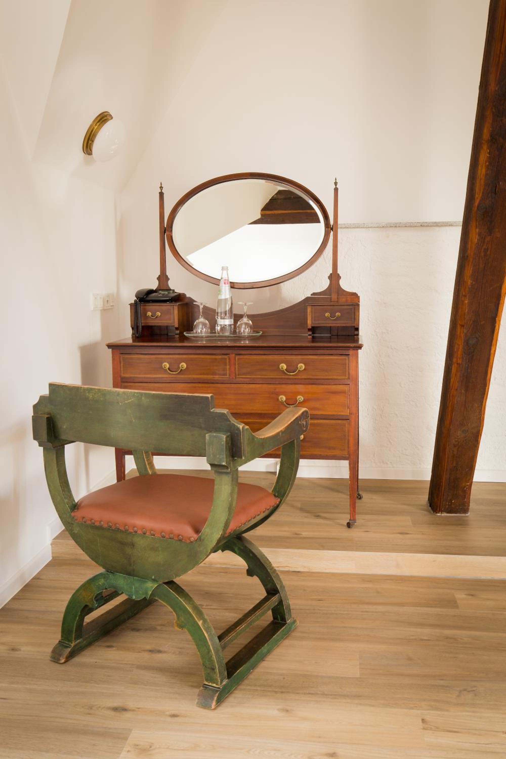 Deluxe Suite - Photo 2