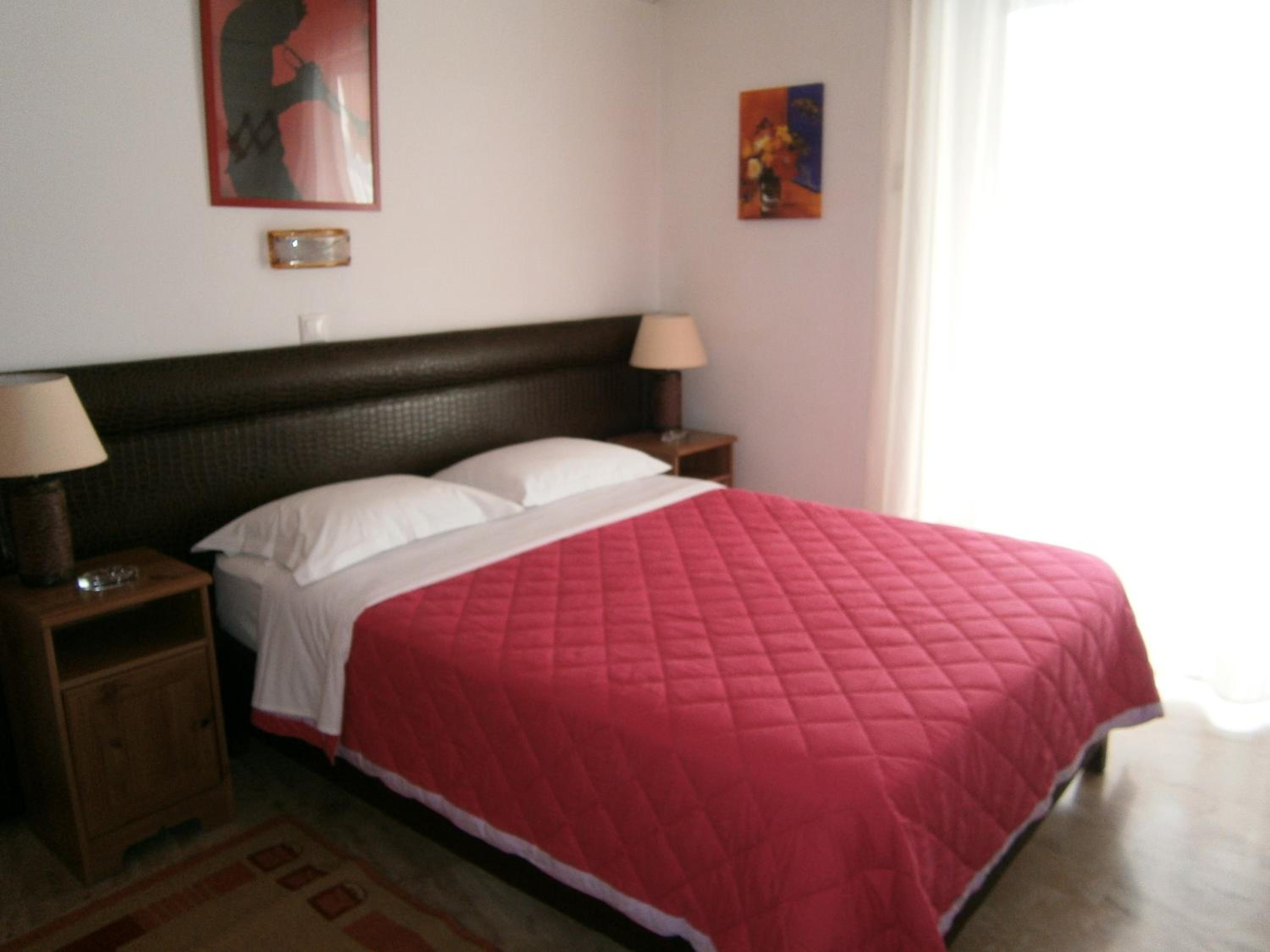Apartment with Sea View - Photo 2