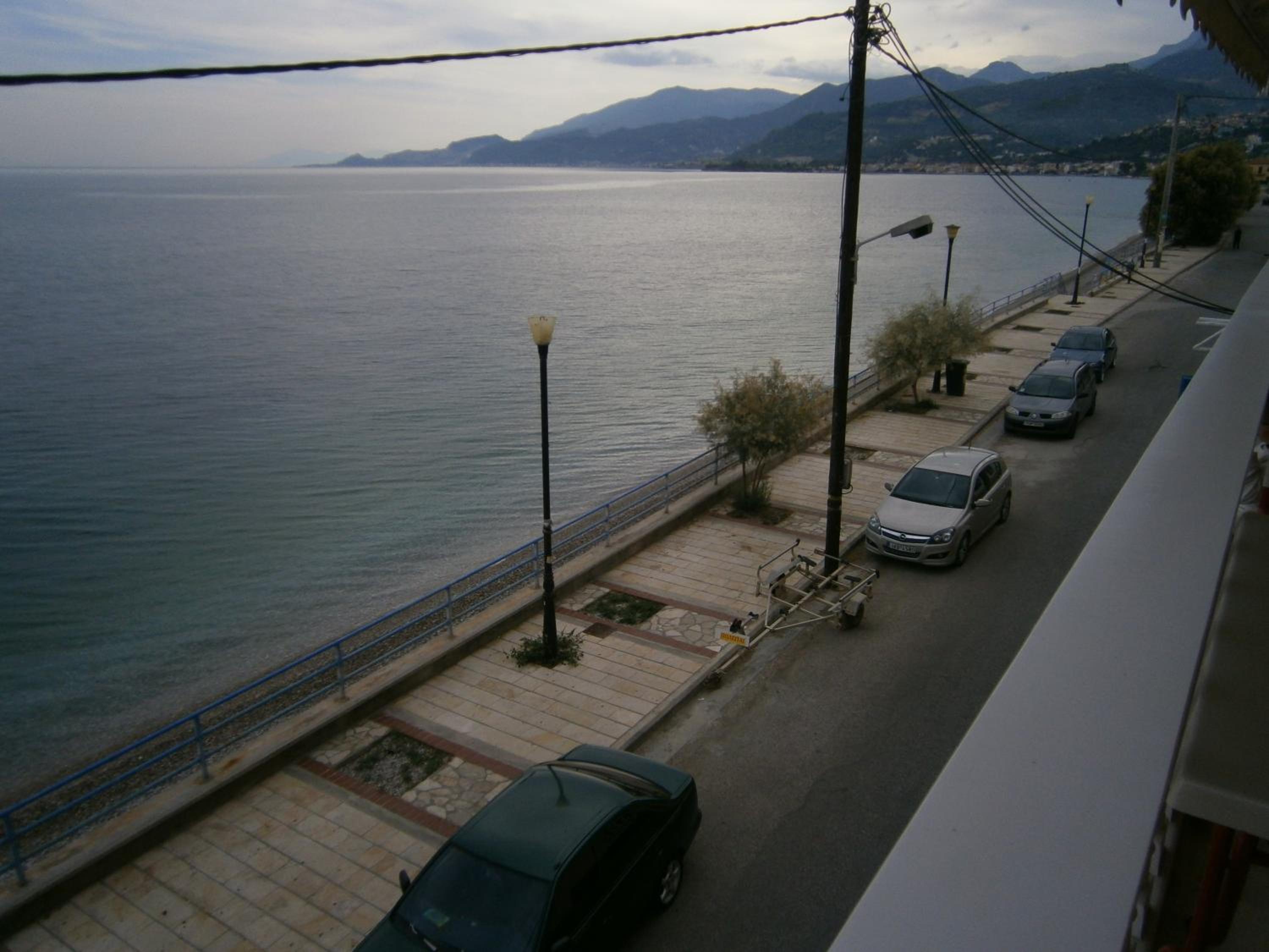 Studio Apartment with Sea View - Photo 3