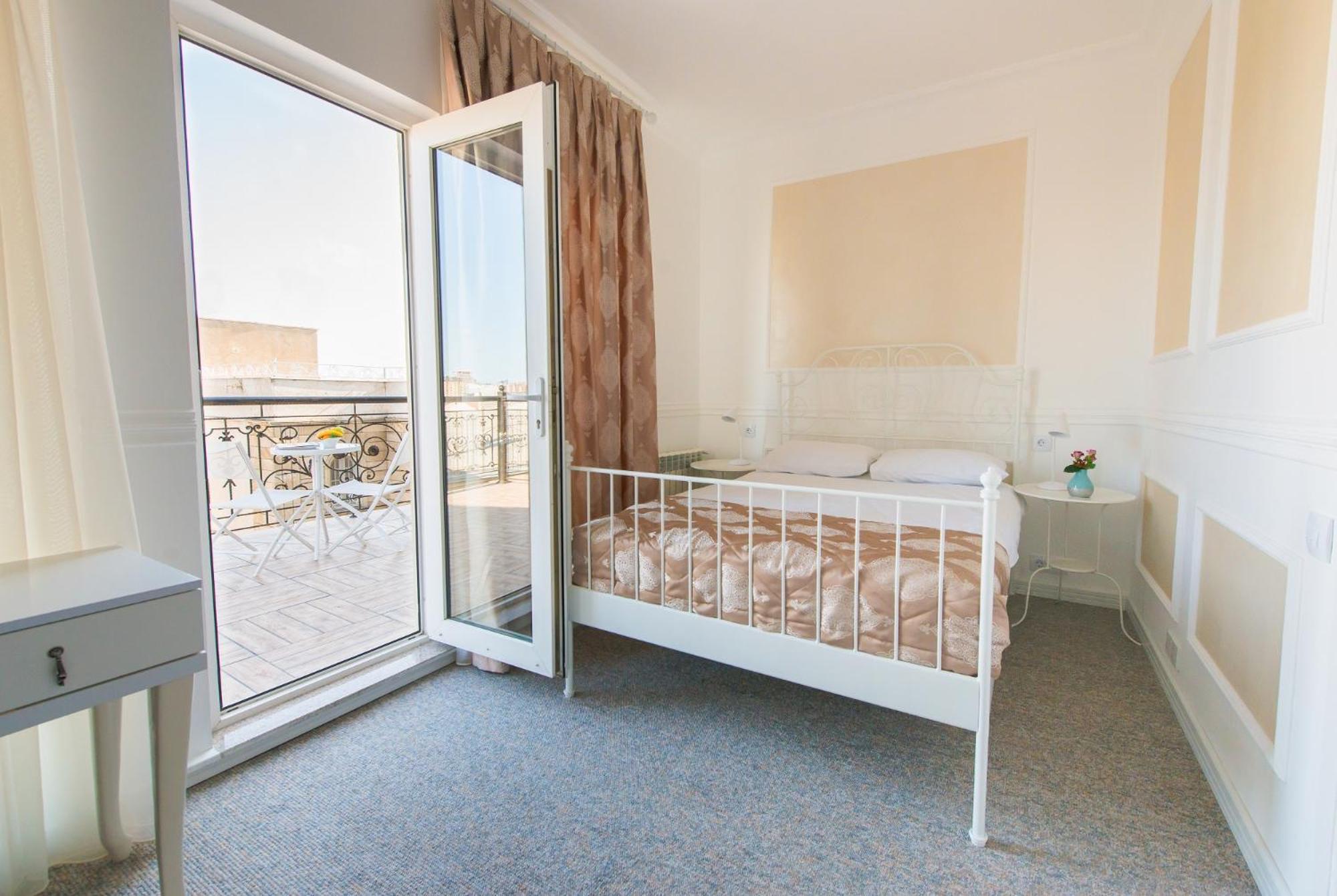 Deluxe Double Room with Balcony and Sea View photo 1