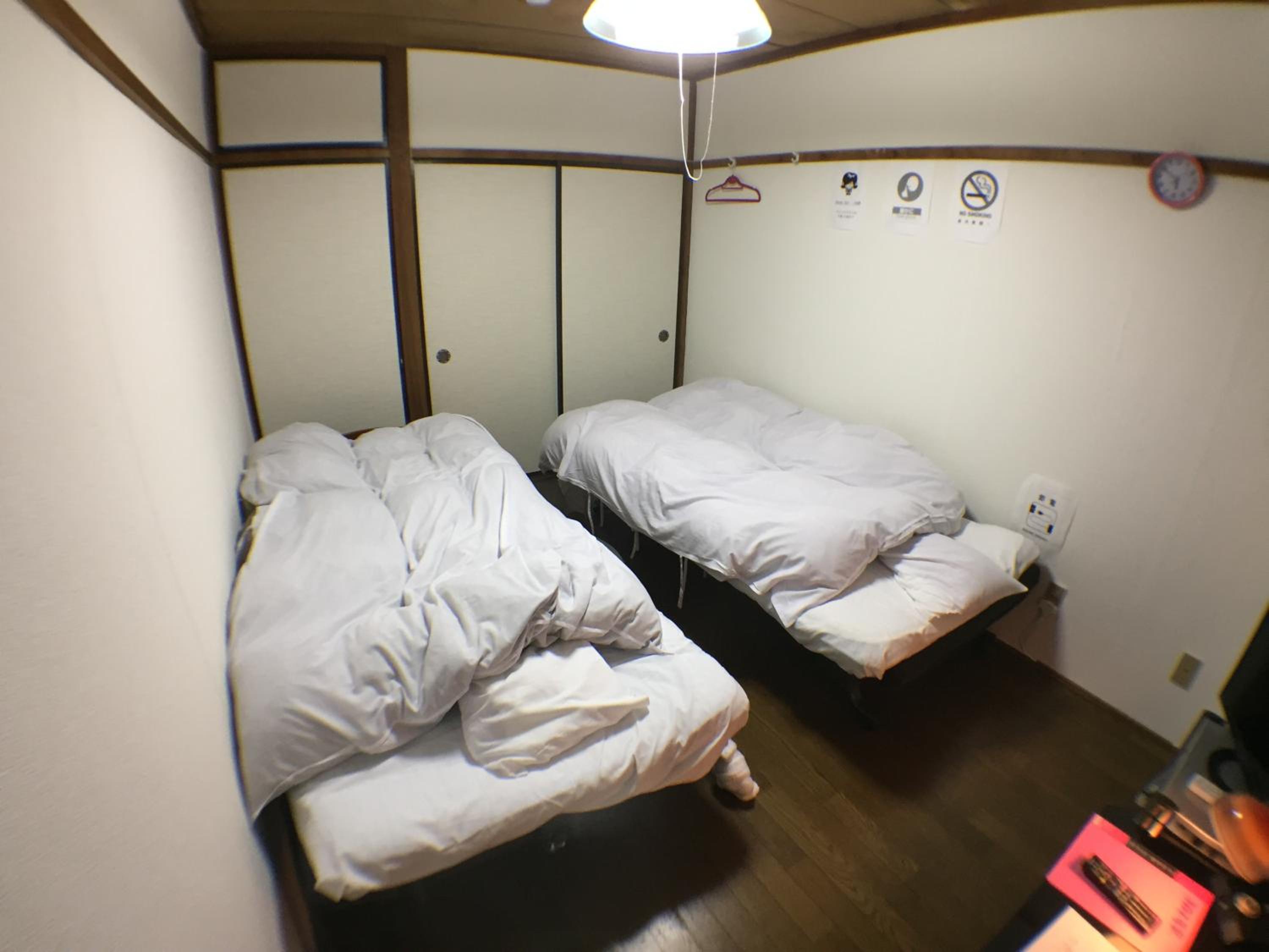 One-Bedroom Apartment - Photo 12