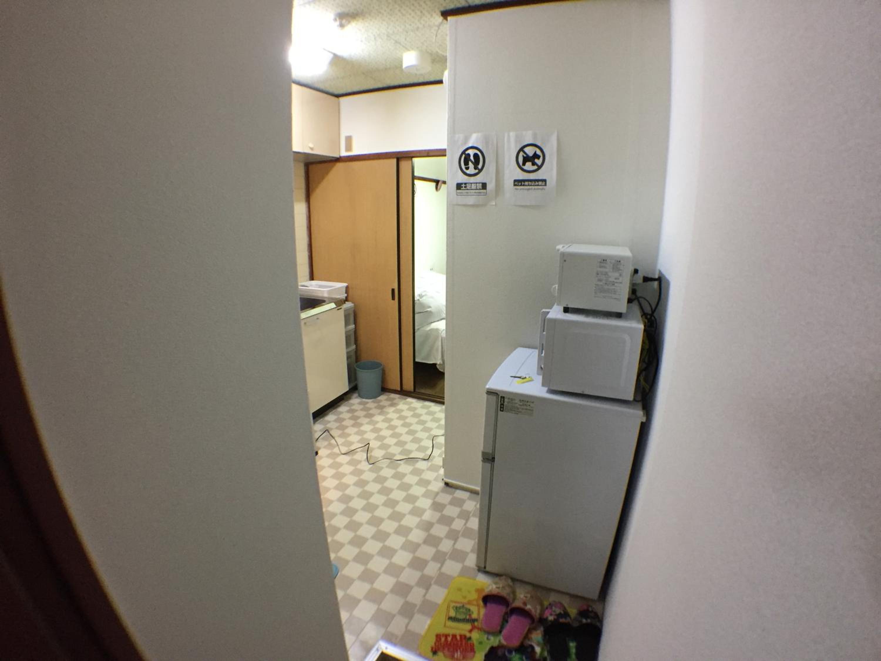 One-Bedroom Apartment - Photo 4