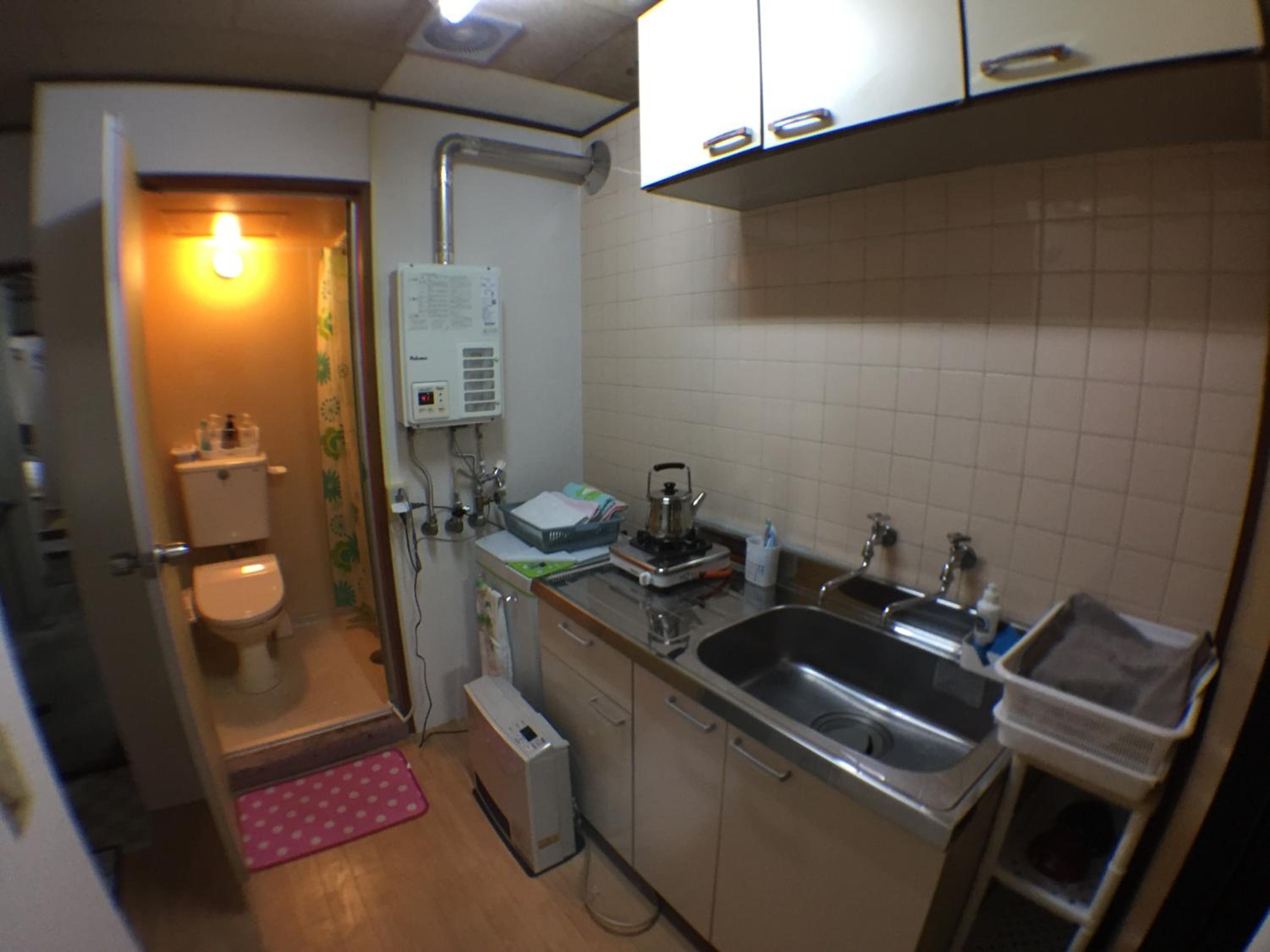 One-Bedroom Apartment - Photo 10