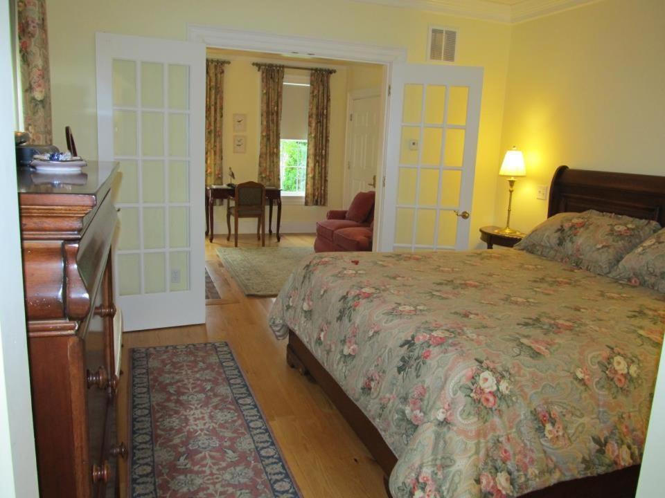 King Suite - 1 photo 3