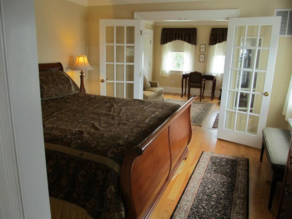 King Suite - 4 photo 1