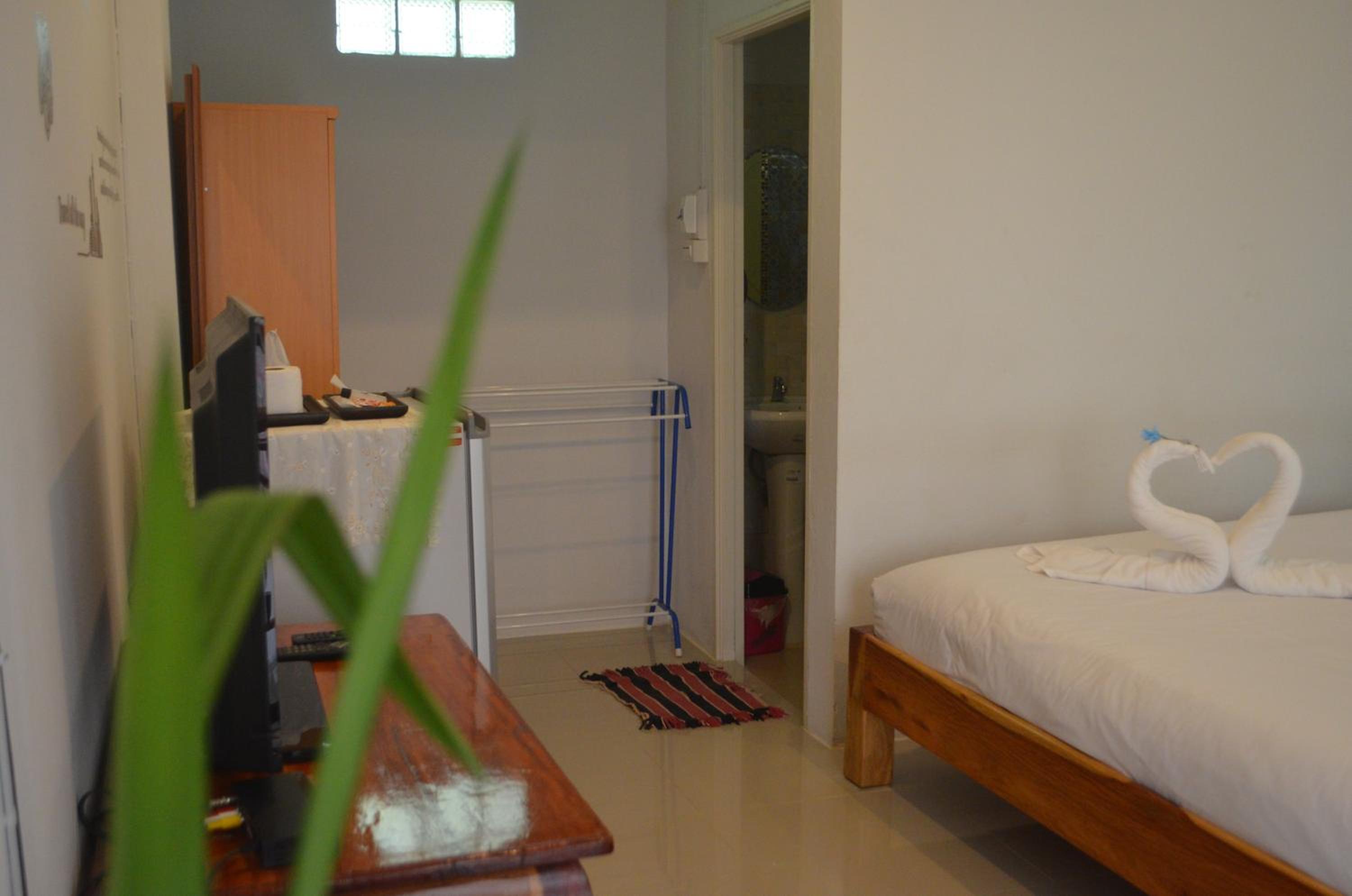 Triple Room - Photo 6