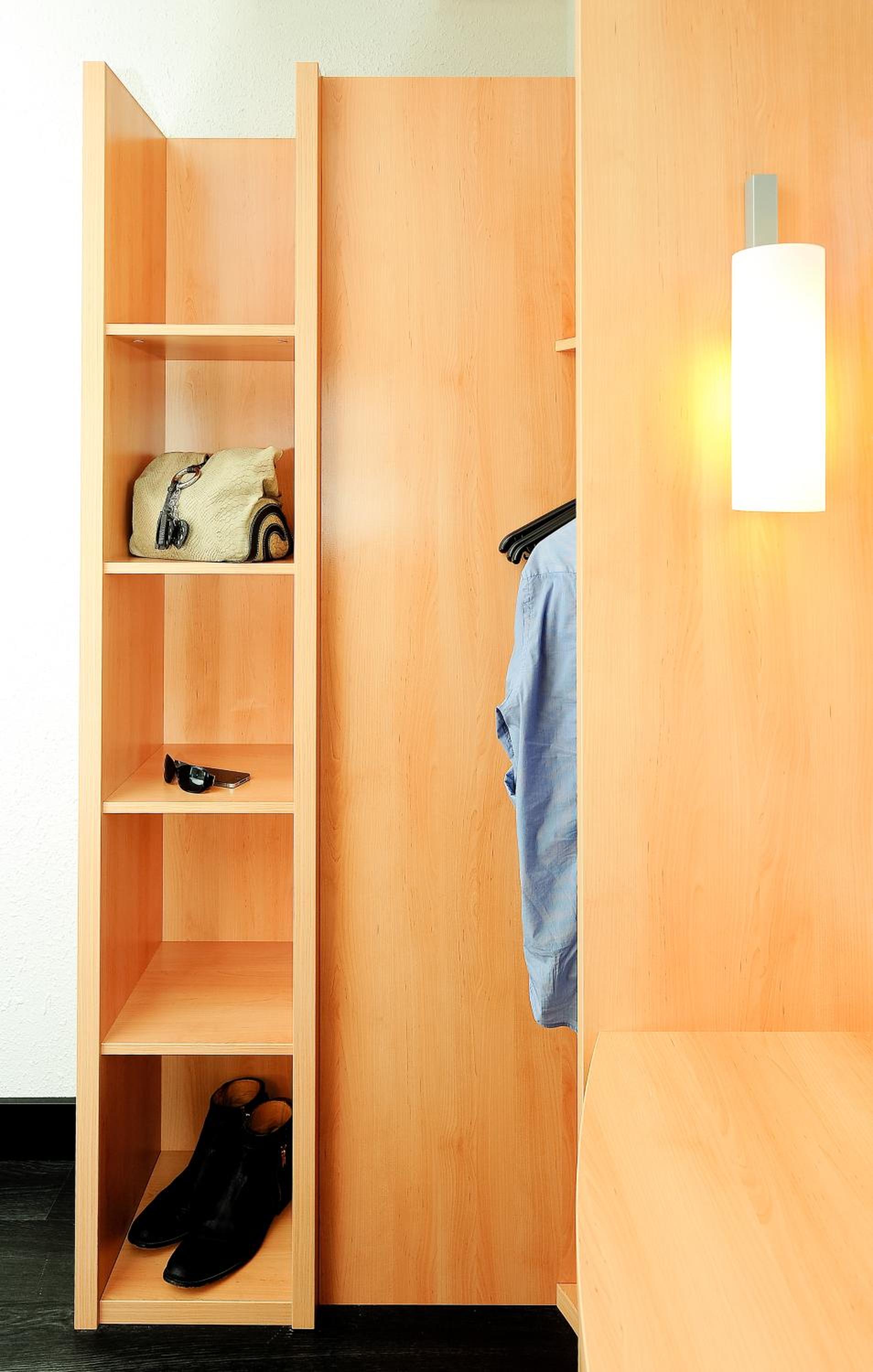 Standard Double Room - Photo 3