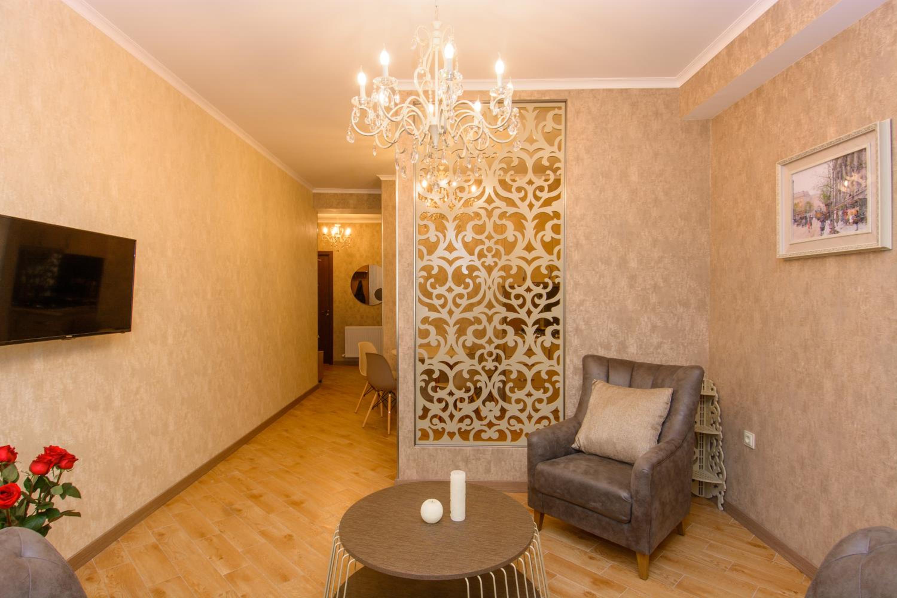 Deluxe Apartment photo 2