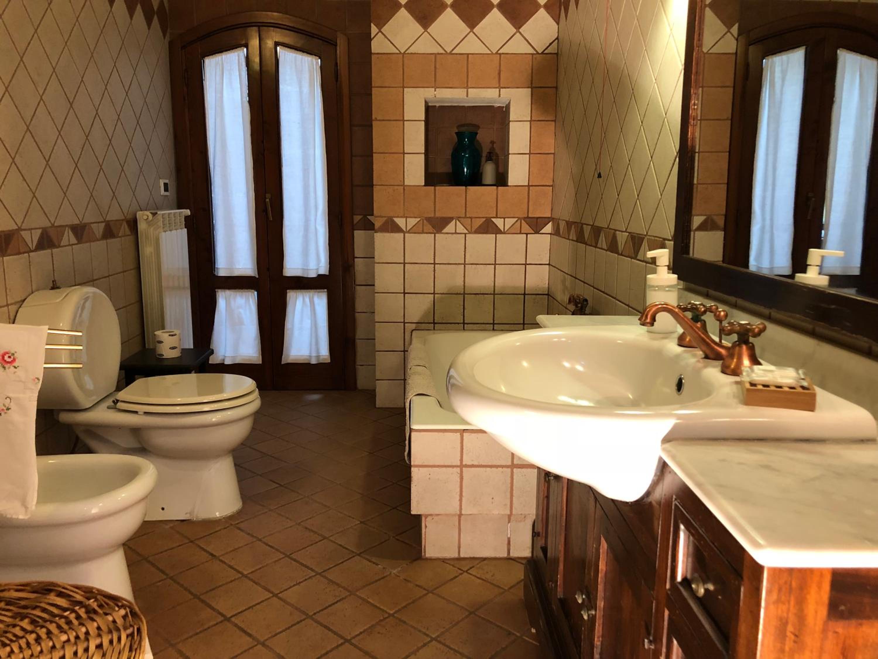 Double Room with Private External Bathroom photo 3