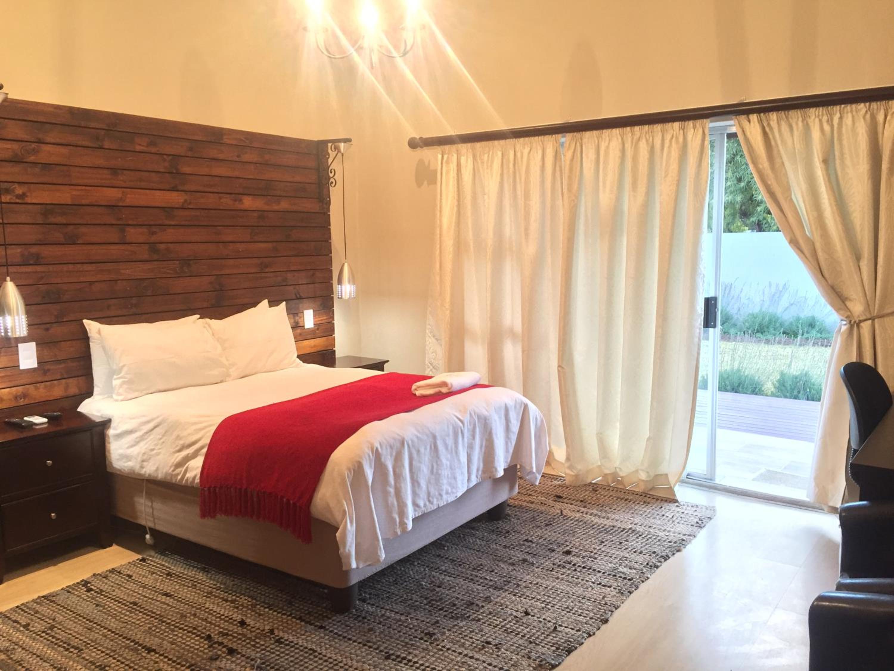 Standard Double Room - Photo 4