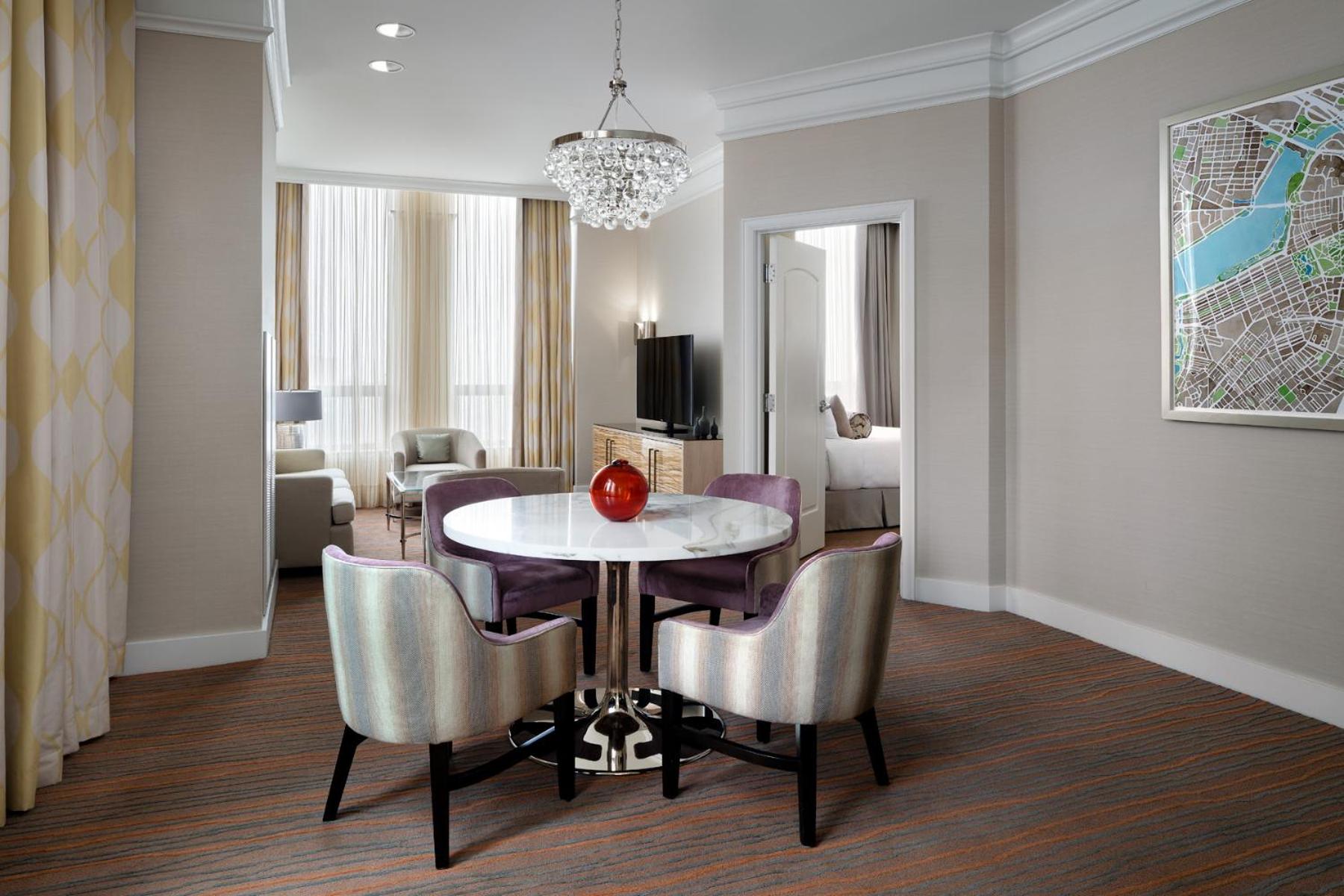Penthouse Suite
