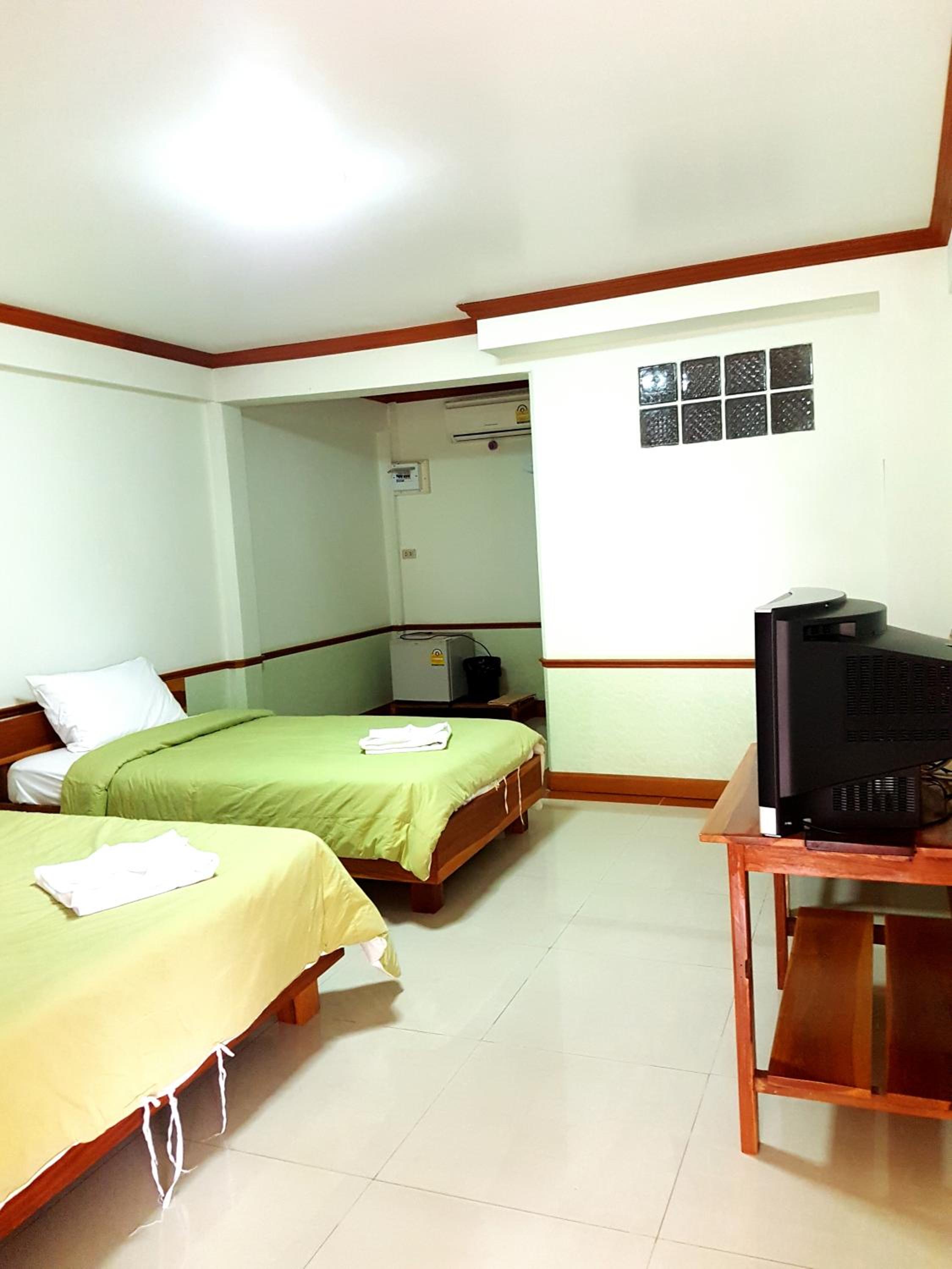 Deluxe Twin Room photo 2