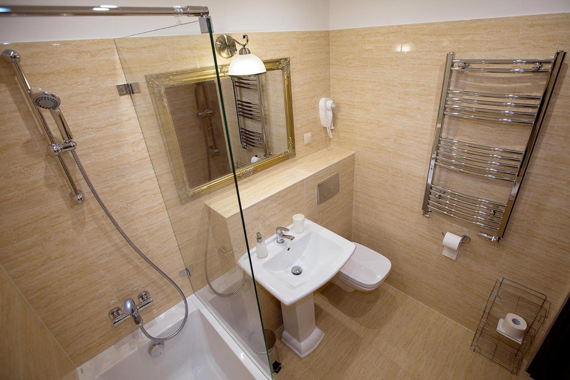 Standard Twin Room - Photo 5