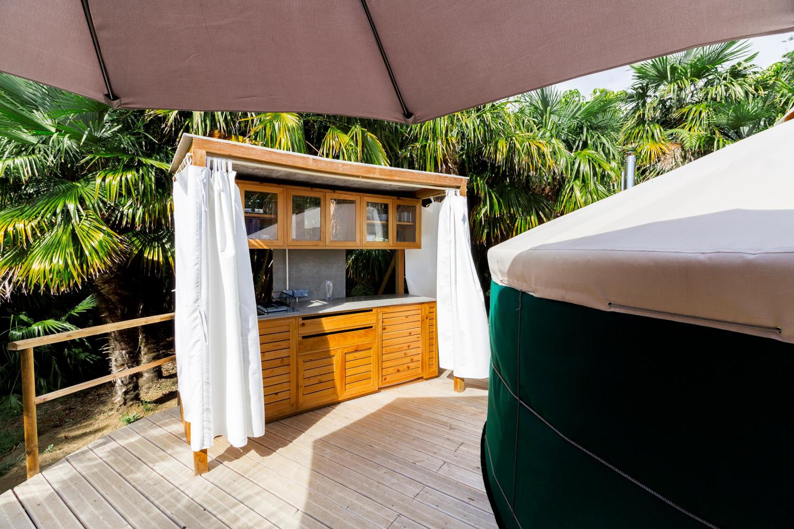 Yurt photo 3
