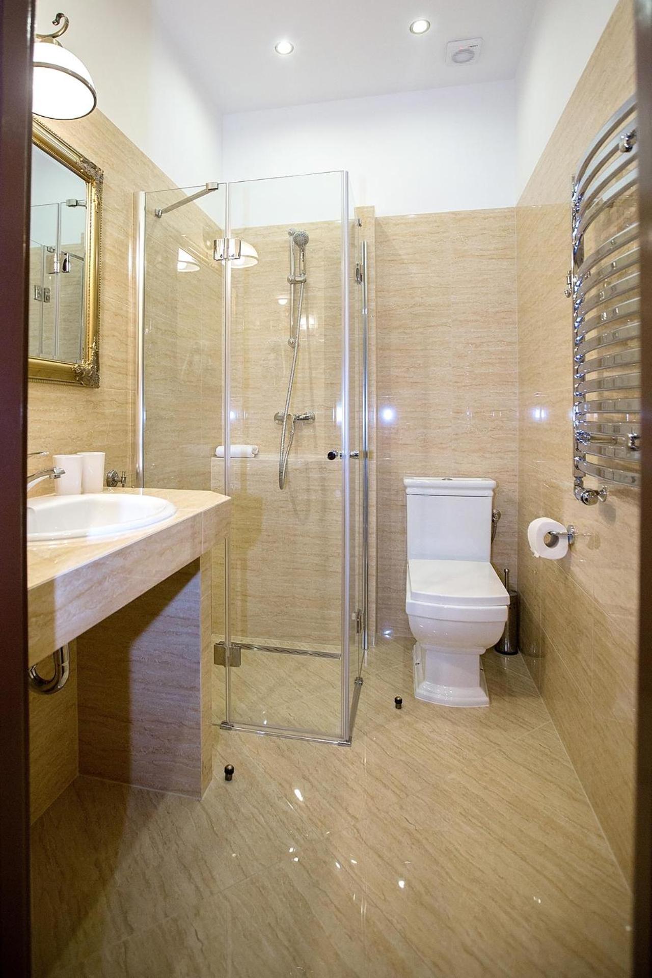 Standard Triple Room - Photo 4