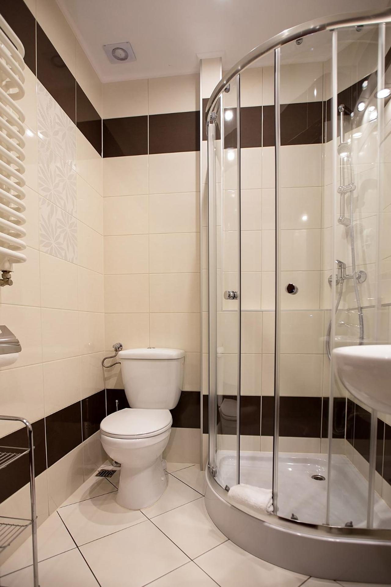 Standard Double or Twin Room - Photo 7