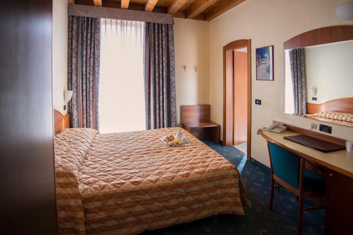 Superior Double Room - Photo 4