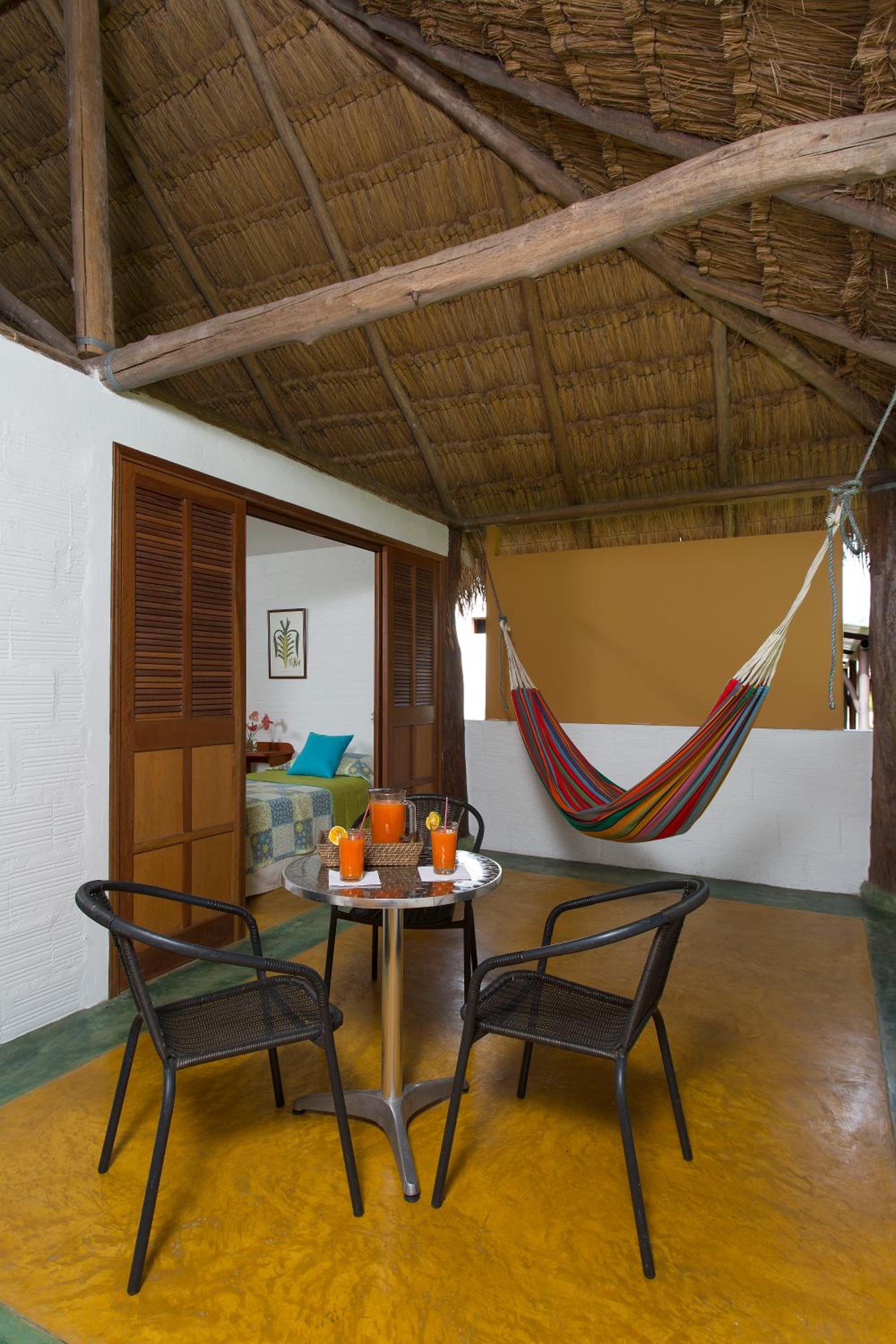 Classic Single Room with Balcony photo 2