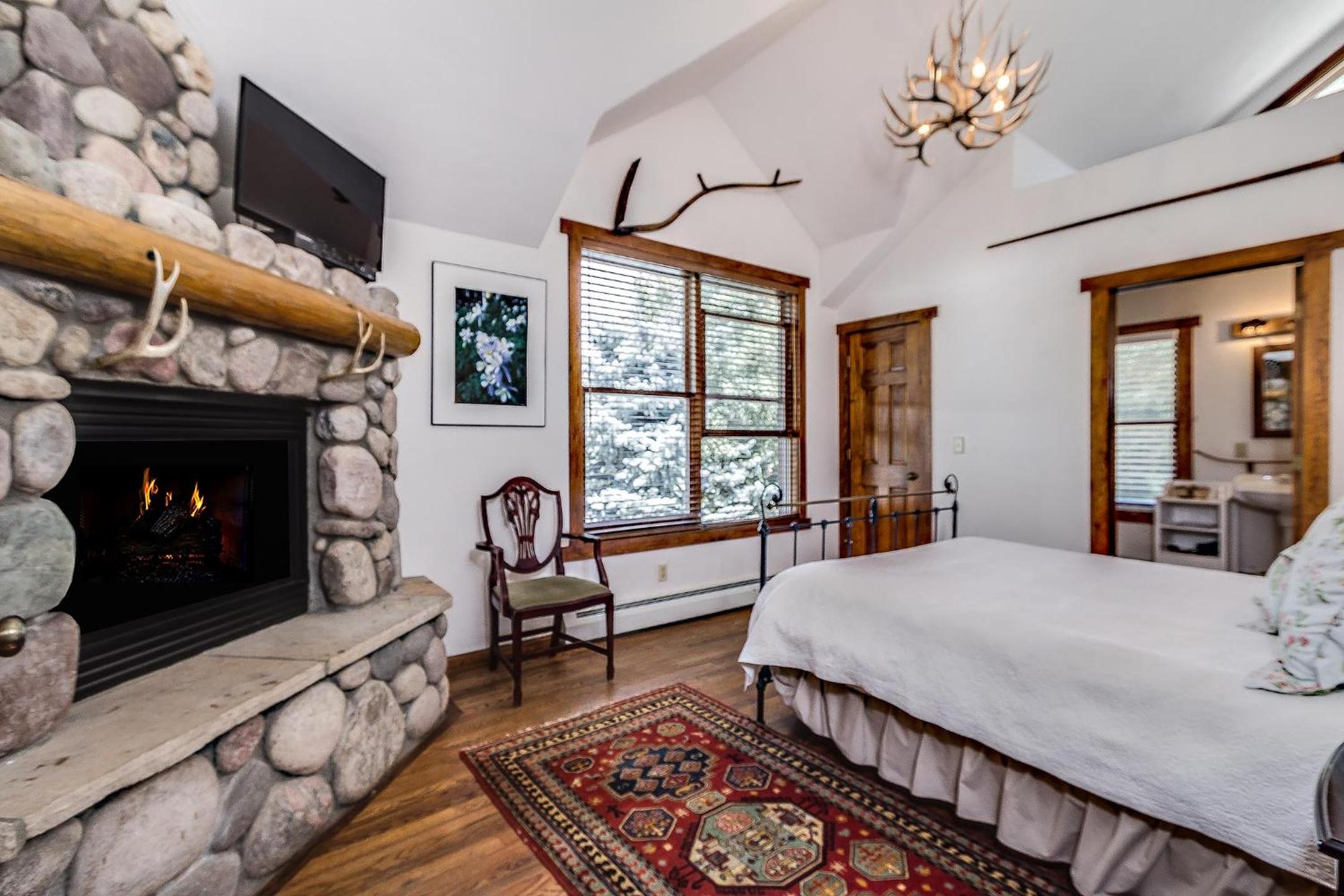 King Room with Spa Bath photo 1