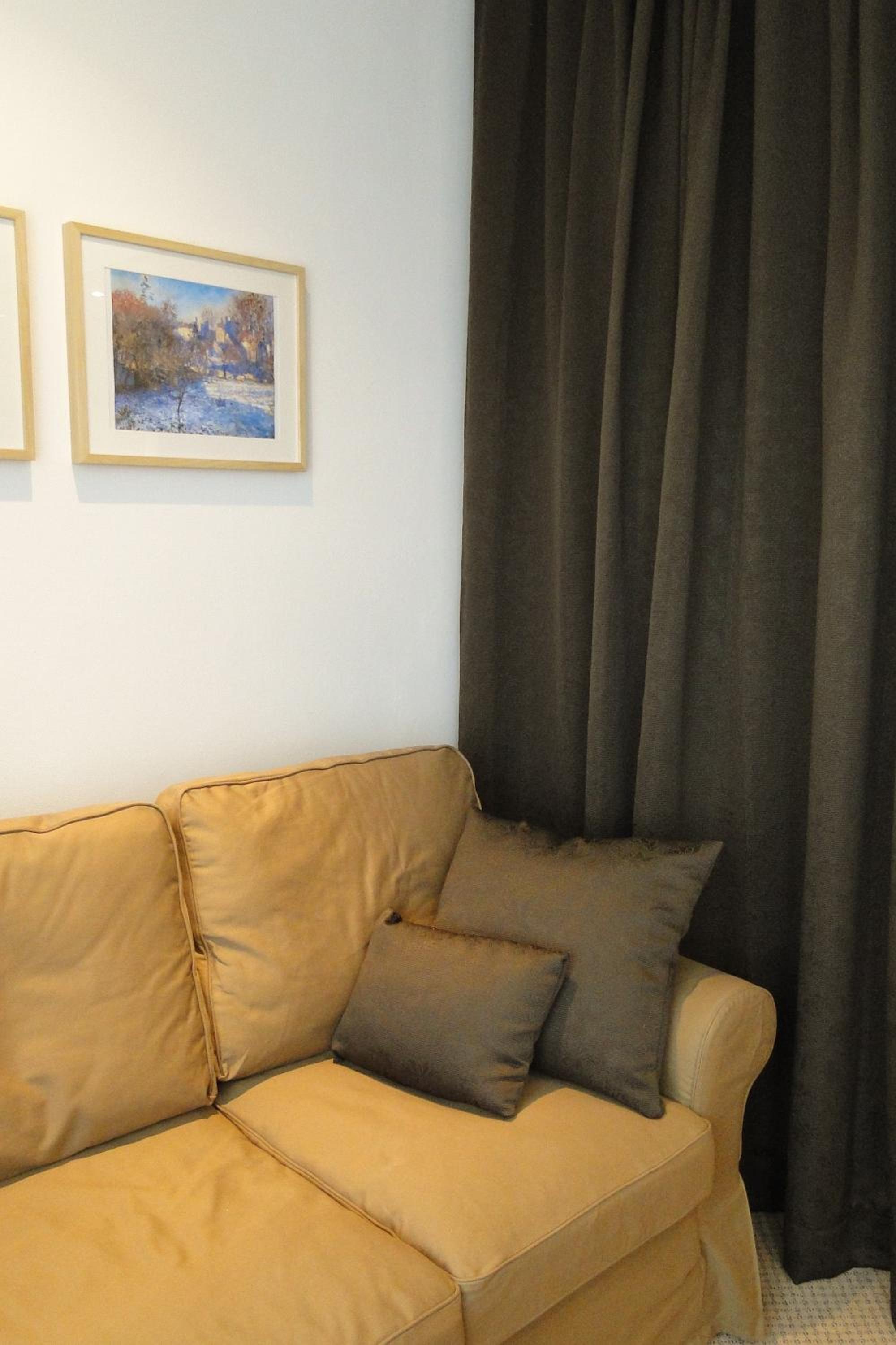 One-Bedroom Apartment - Photo 8