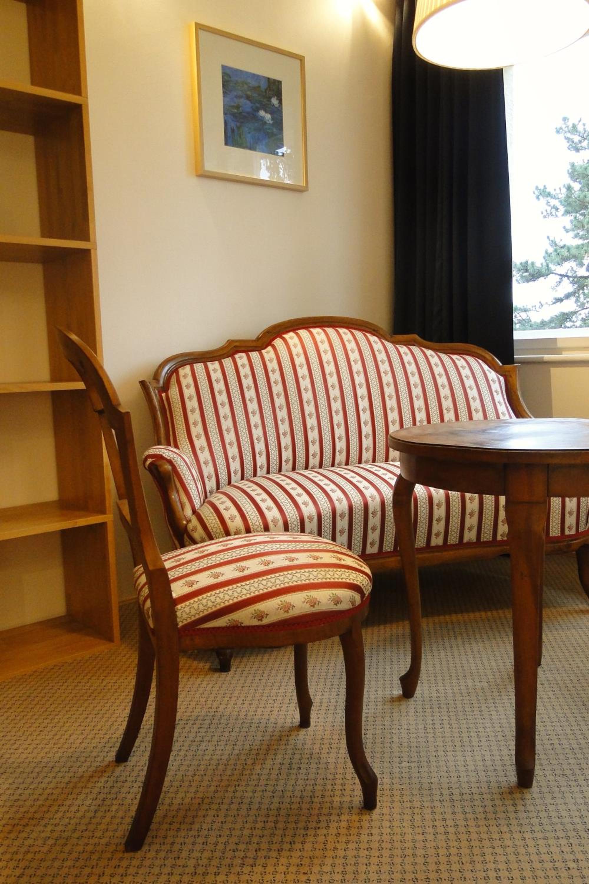 One-Bedroom Apartment - Photo 27