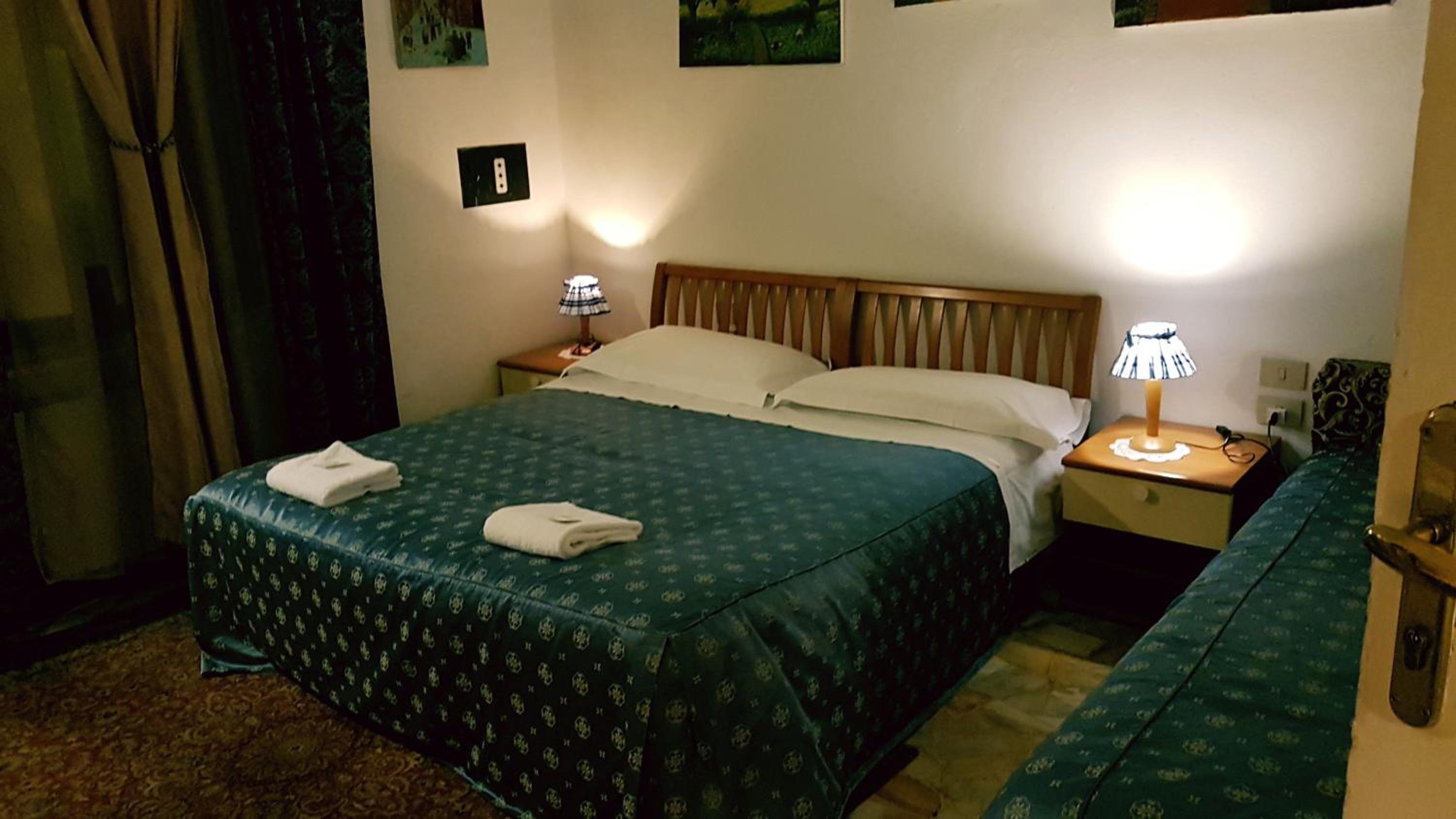 Superior Double Room with Shared Bathroom photo 2