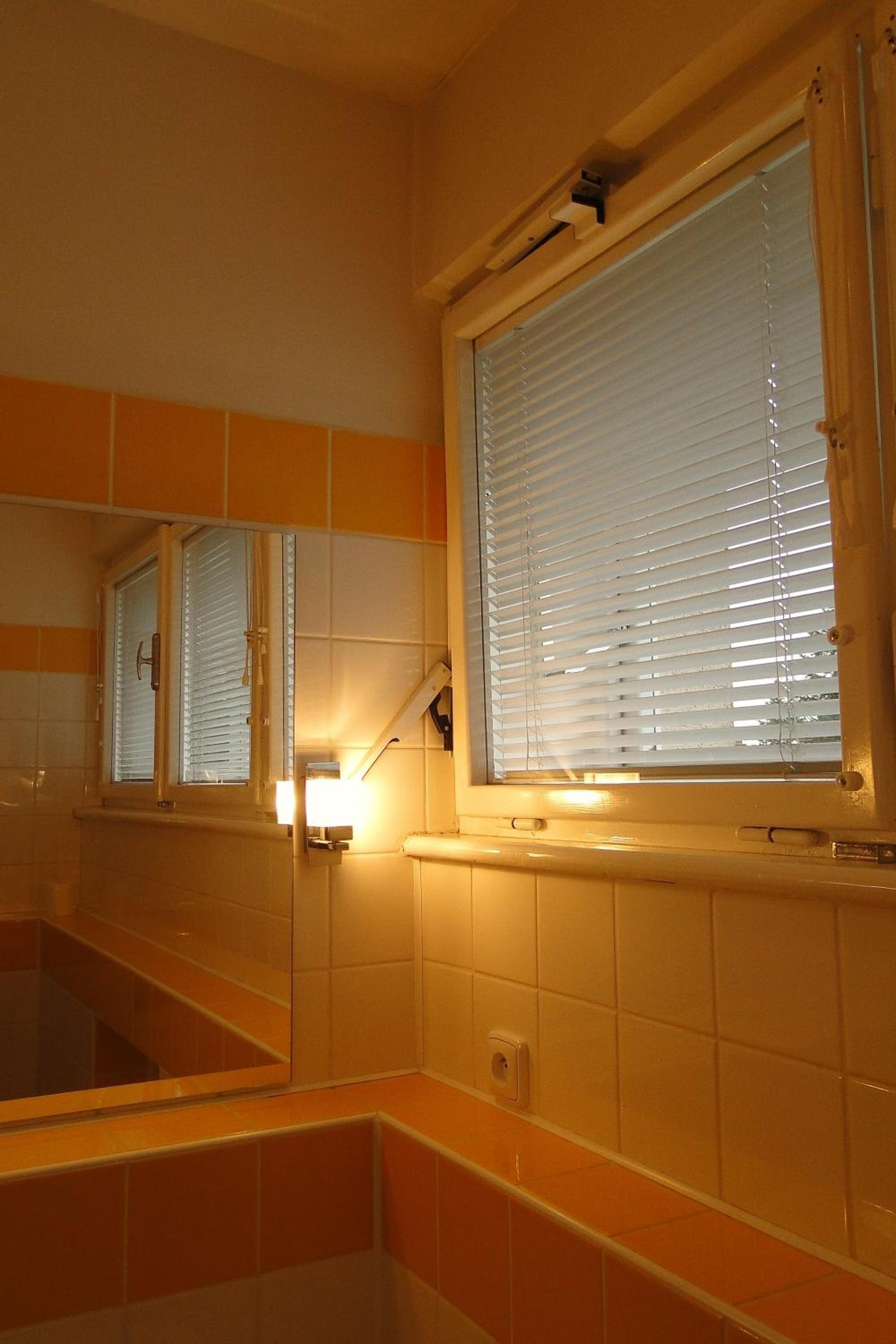 One-Bedroom Apartment - Photo 21