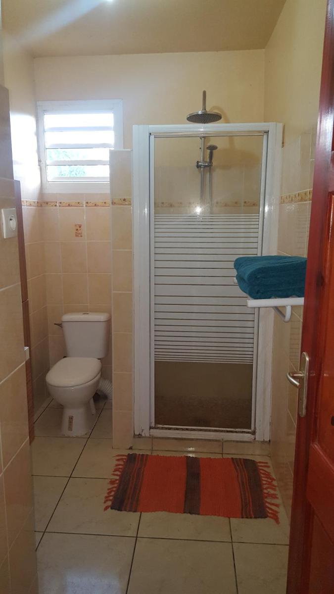 Family Room with Bathroom photo 3