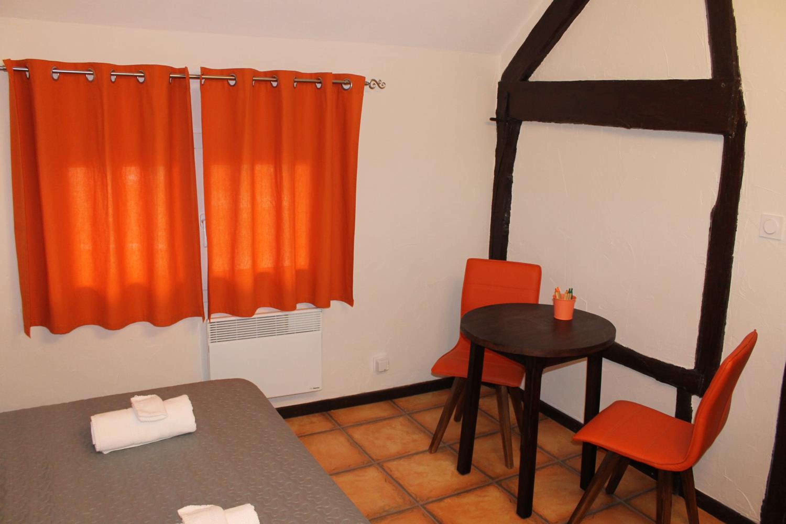 Family Room with Bathroom - Photo 3