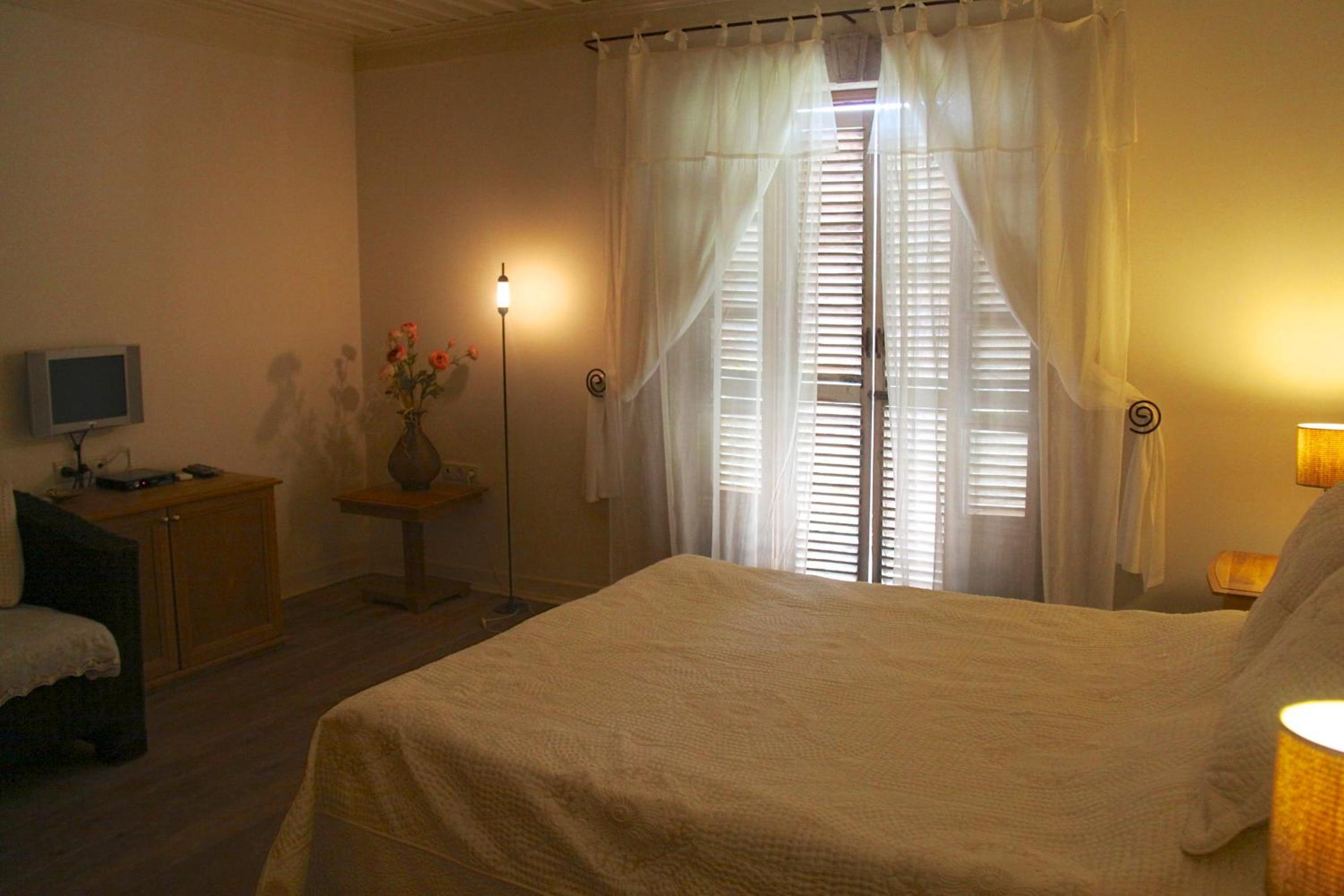 Double Room with Garden View photo 3